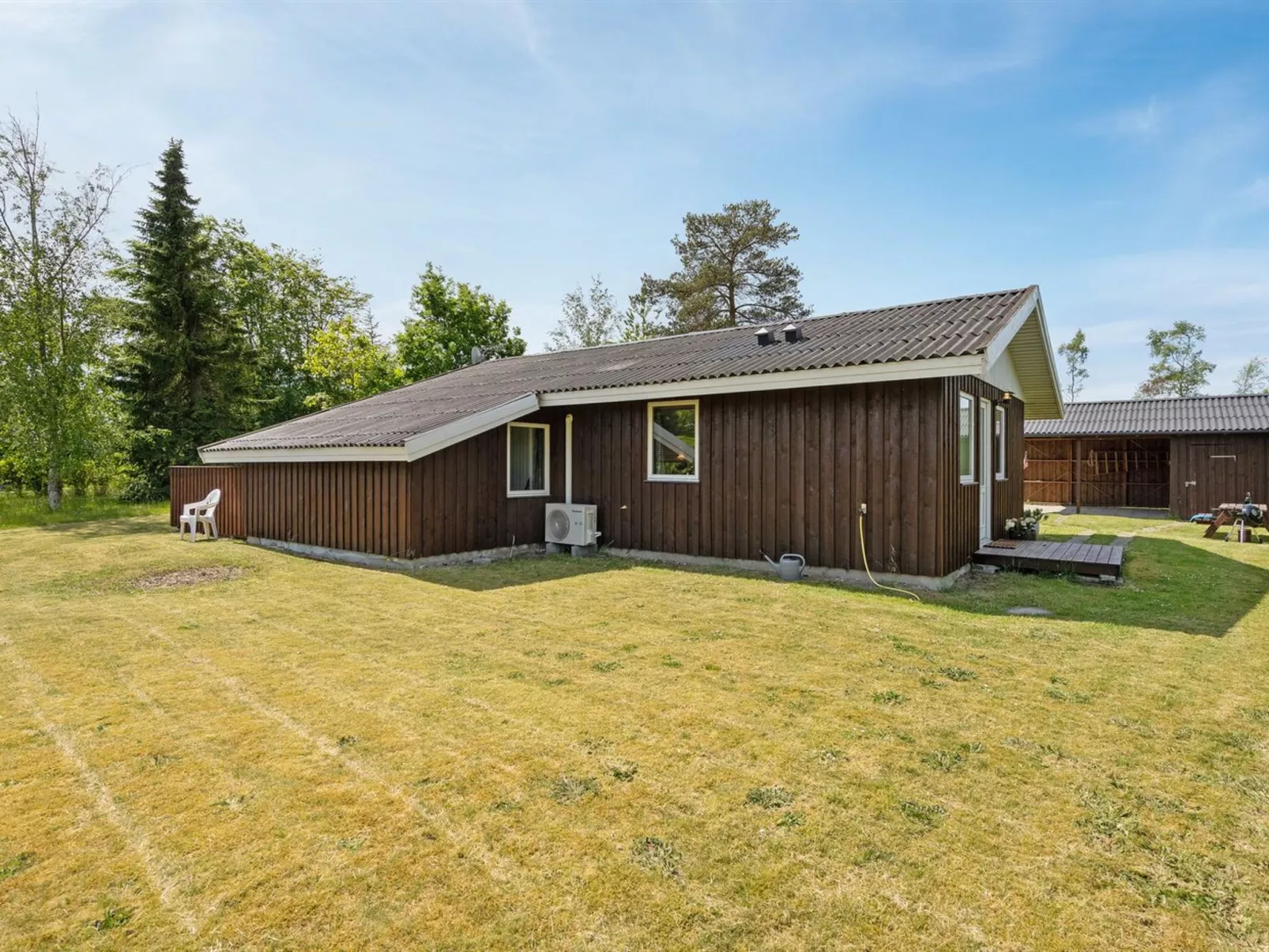 "Soraya" - 700m to the fjord-Buiten