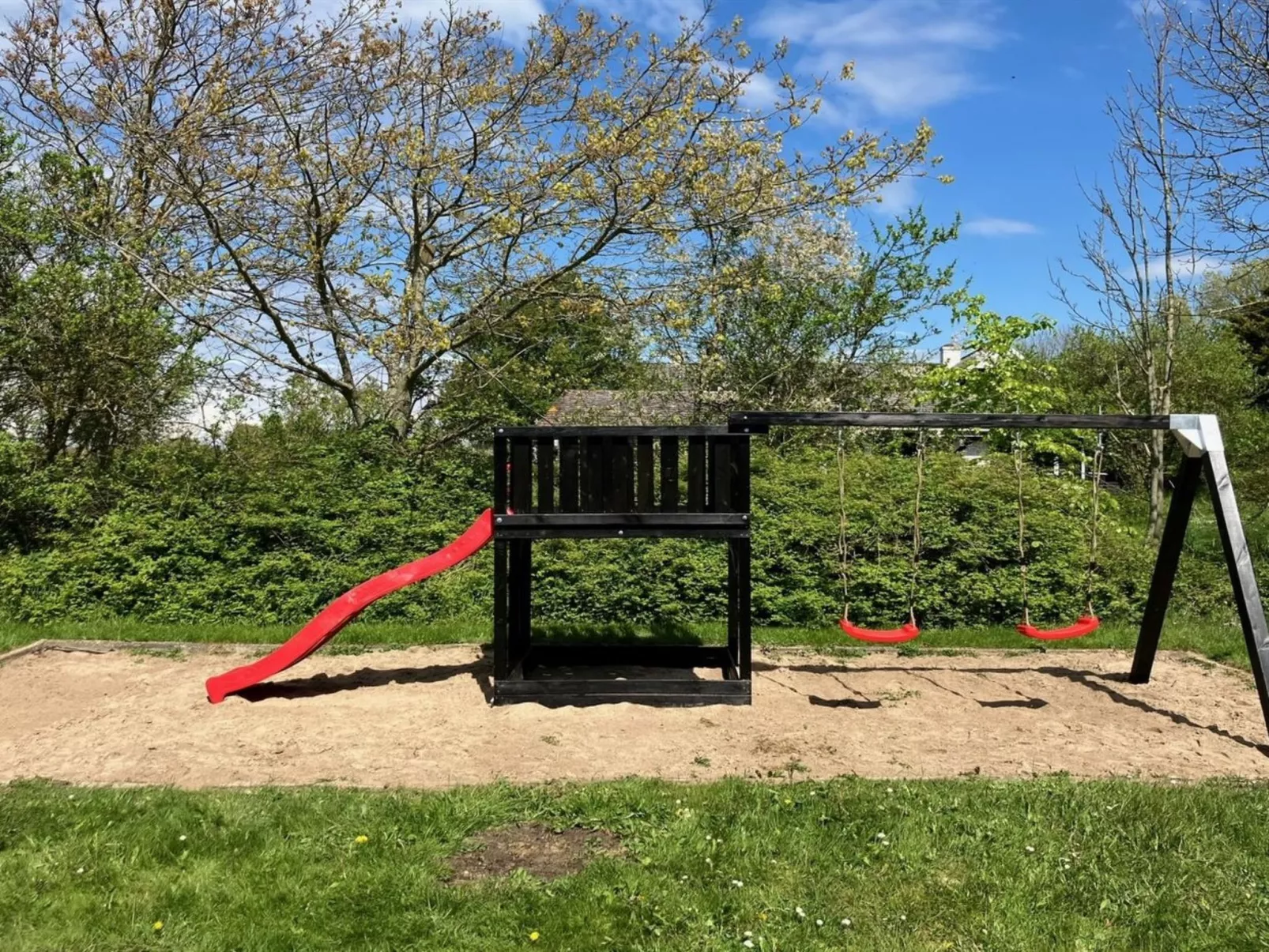 "Emin" - 100m from the sea-Buiten