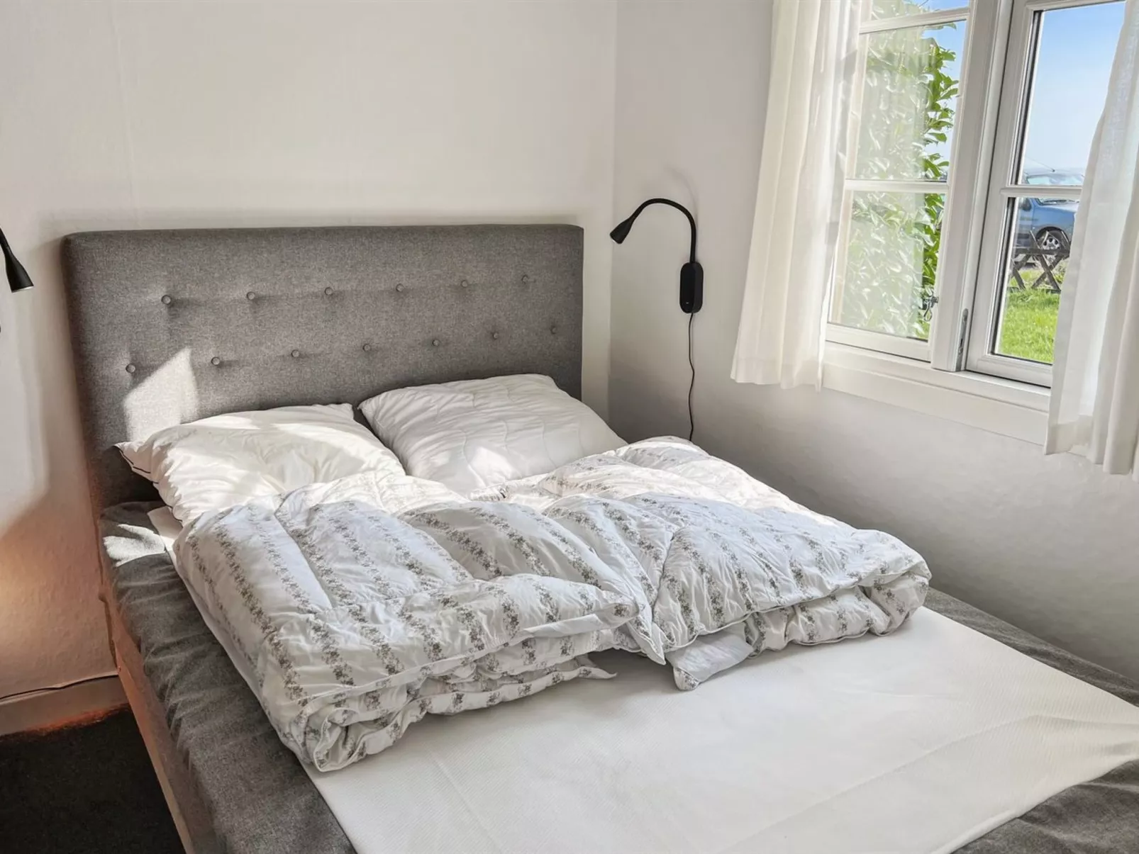 "Alfred" - 25m from the sea-Binnen