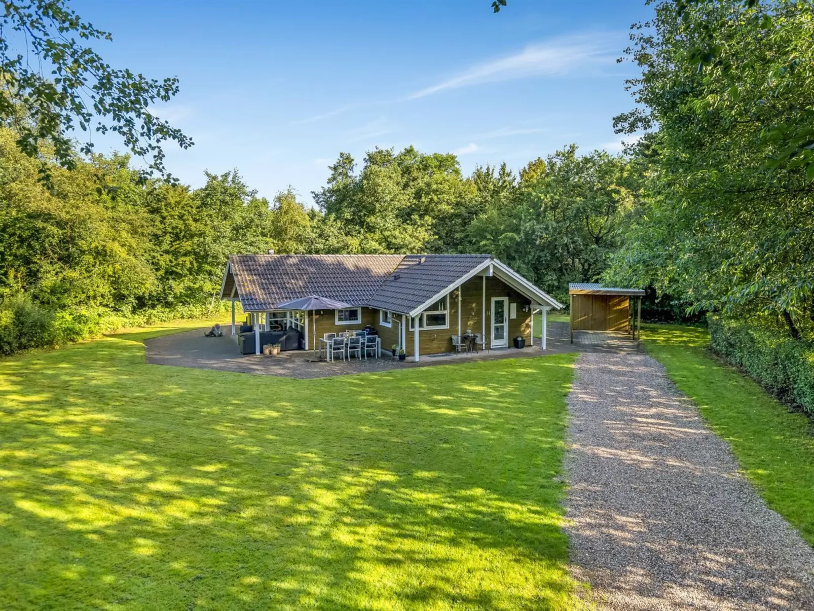 "Kaare" - 34.2km from the sea-Buiten