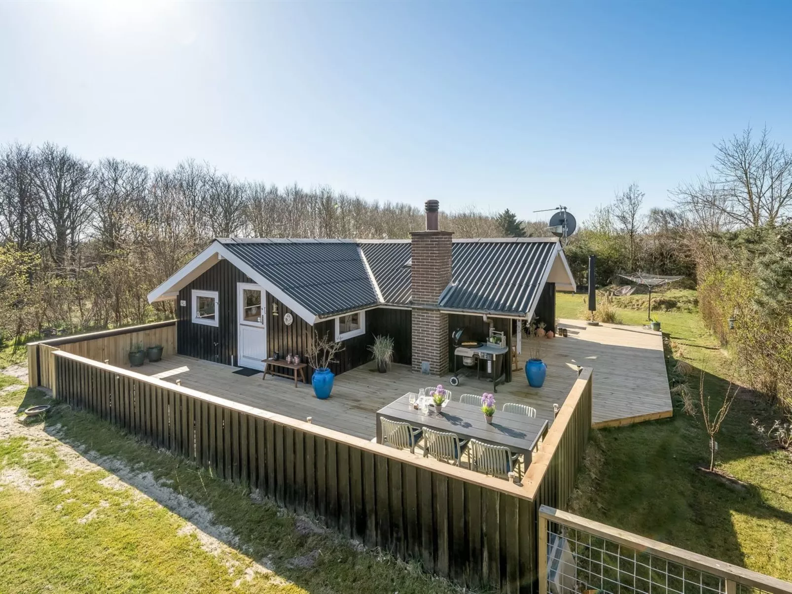 "Gunde" - 300m to the fjord-Buiten