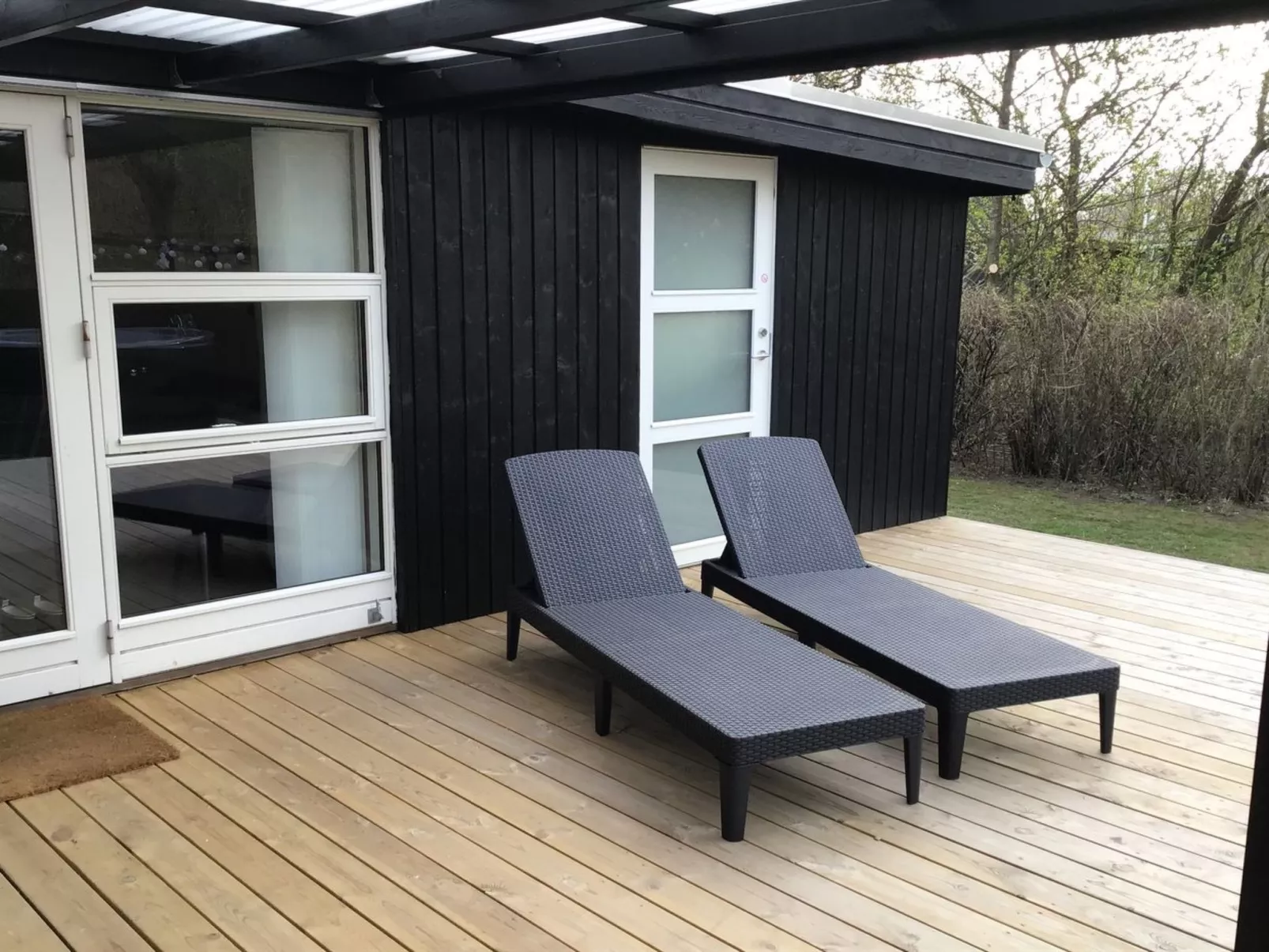 "Gustaf" - 400m to the fjord-Buiten