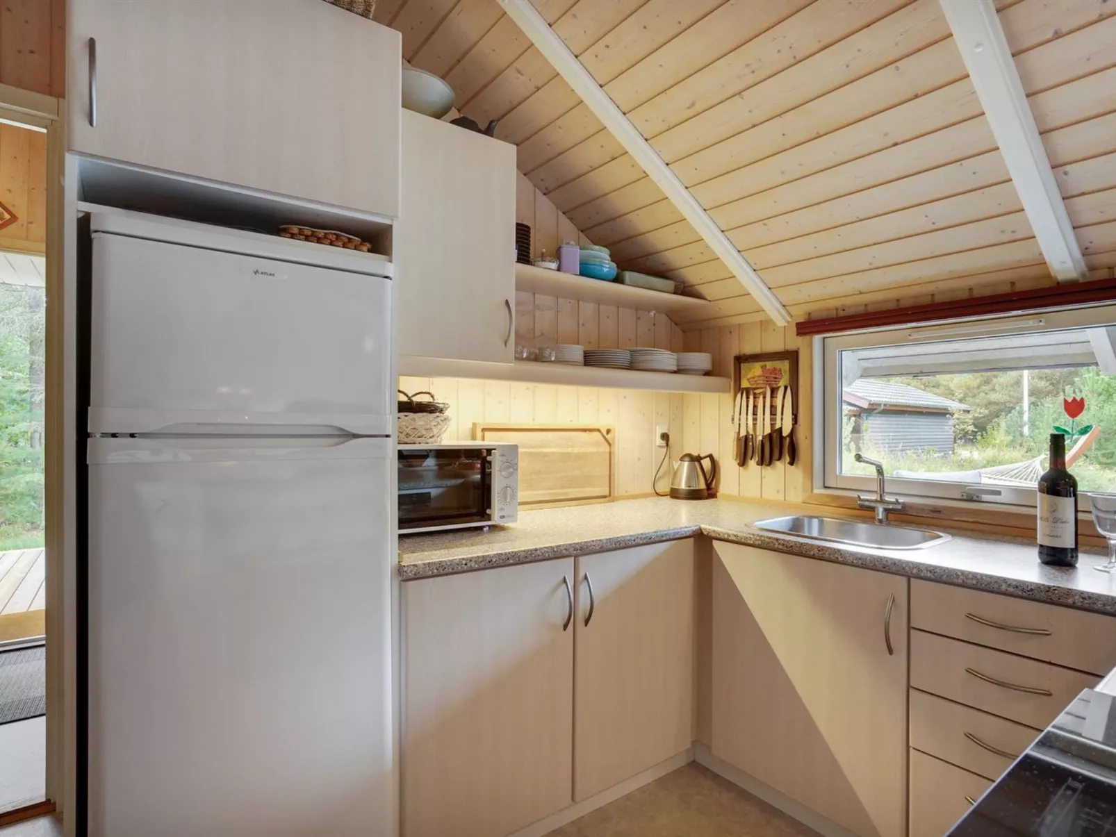 "Varpu" - 1.6km from the sea-Binnen