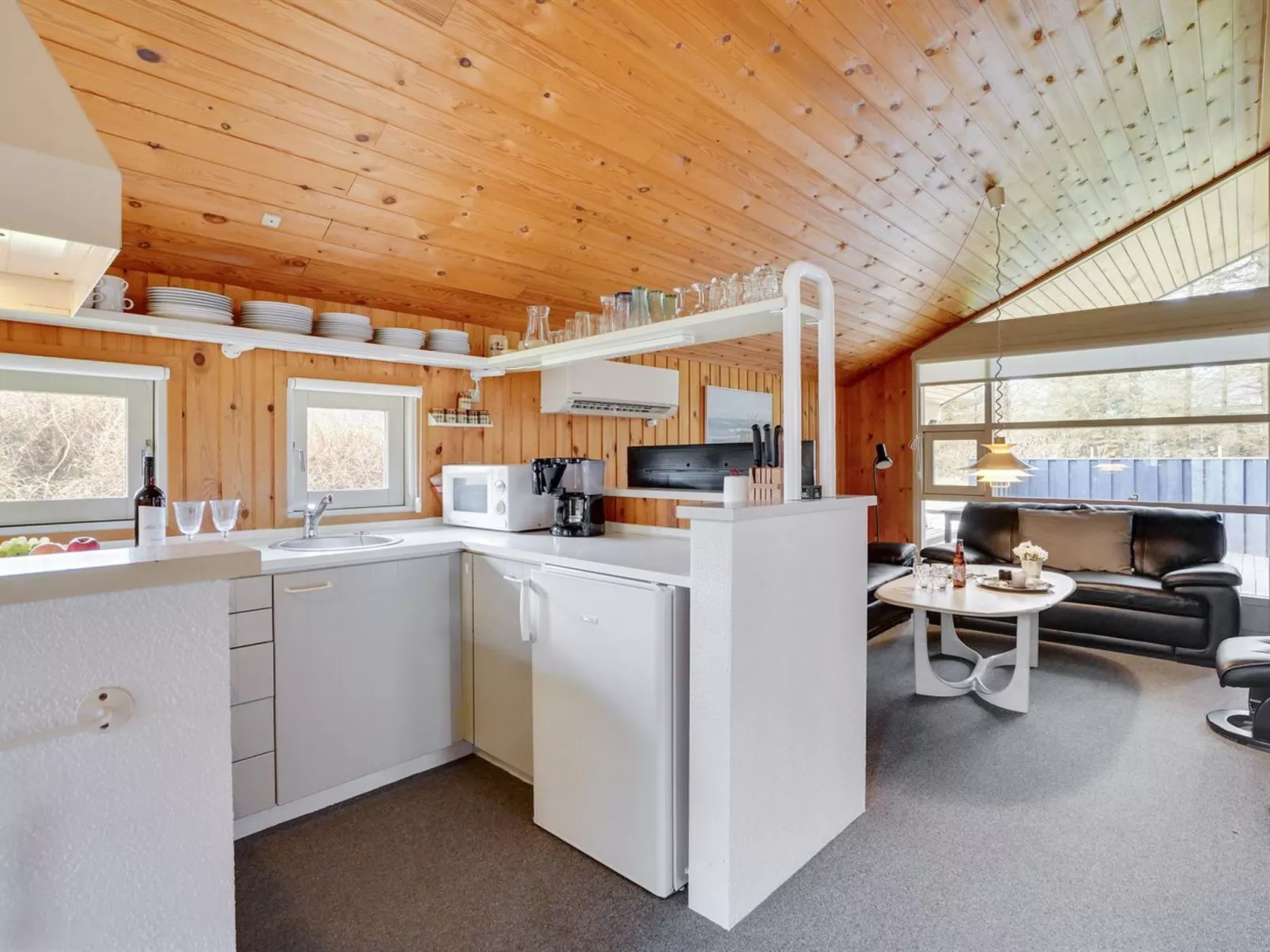 "Alwin" - 2.5km from the sea-Binnen