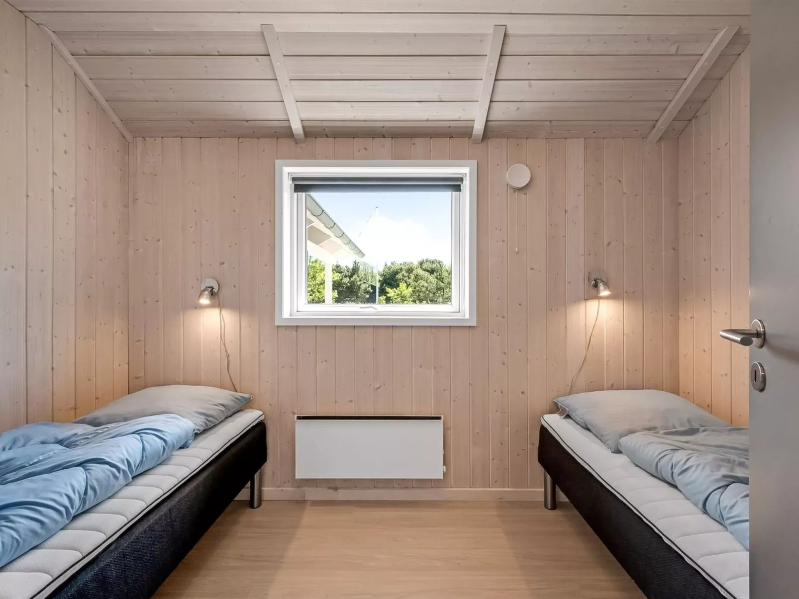 "Elina" - 600m from the sea-Binnen