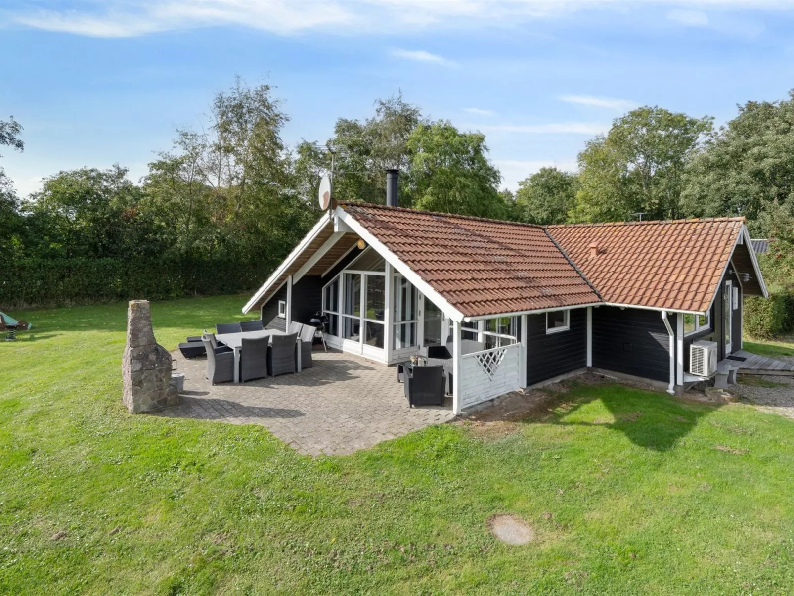 "Frosina" - 300m from the sea-Buiten