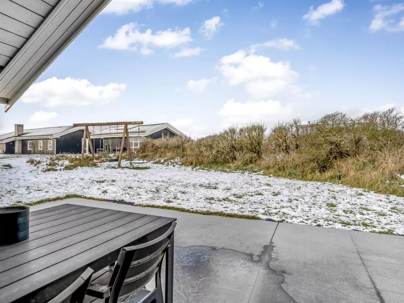 "Iida" - 100m from the sea-Buiten