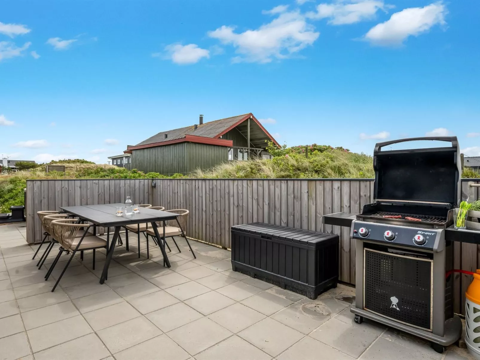 "Waldar" -  from the sea-Buiten