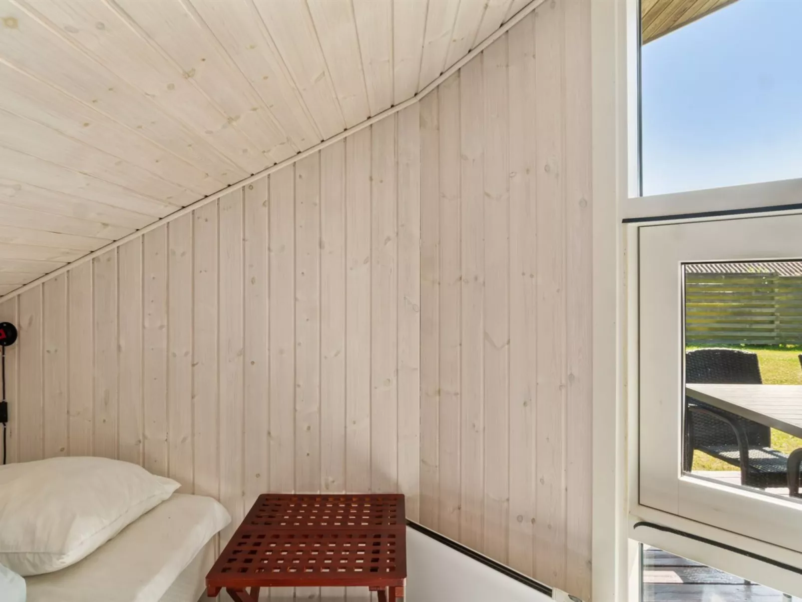 "Thrym" - 200m from the sea-Binnen