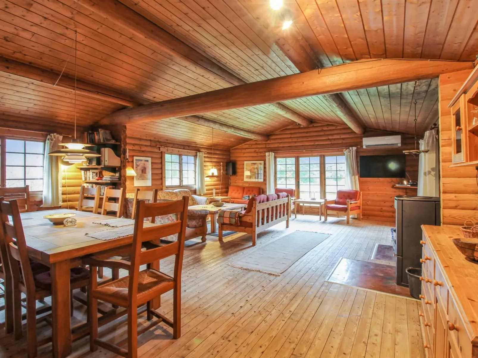 "Peadda" - 900m from the sea-Binnen