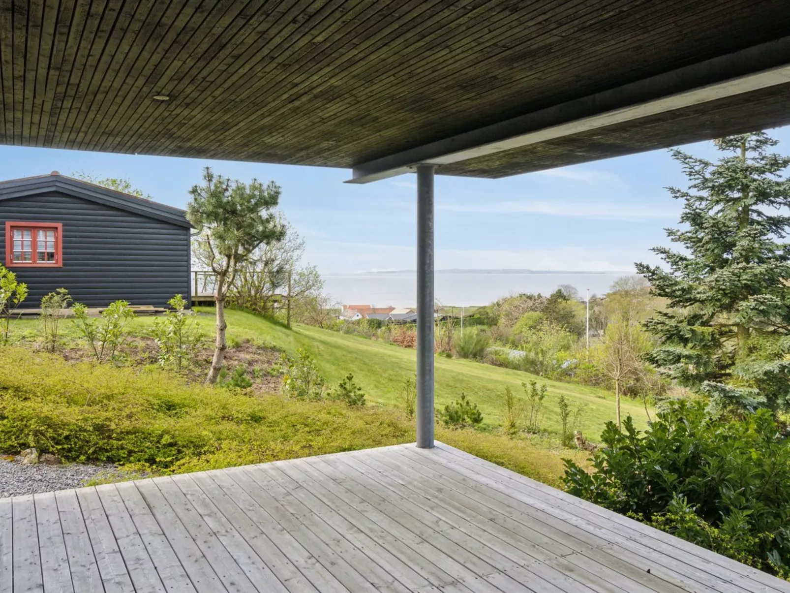 "Iarund" - 600m from the sea-Buiten