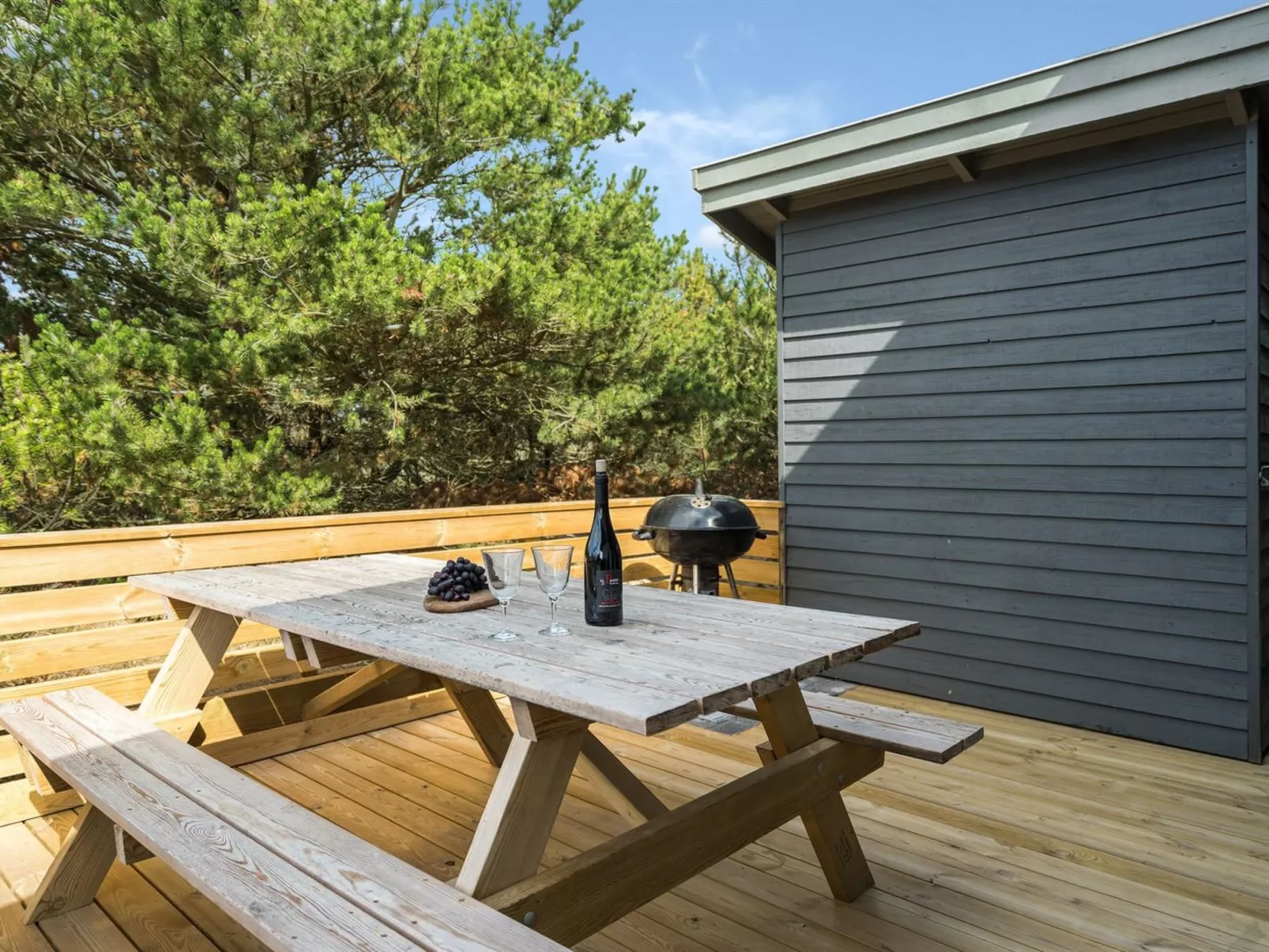 "Floria" - 1.4km from the sea-Buiten