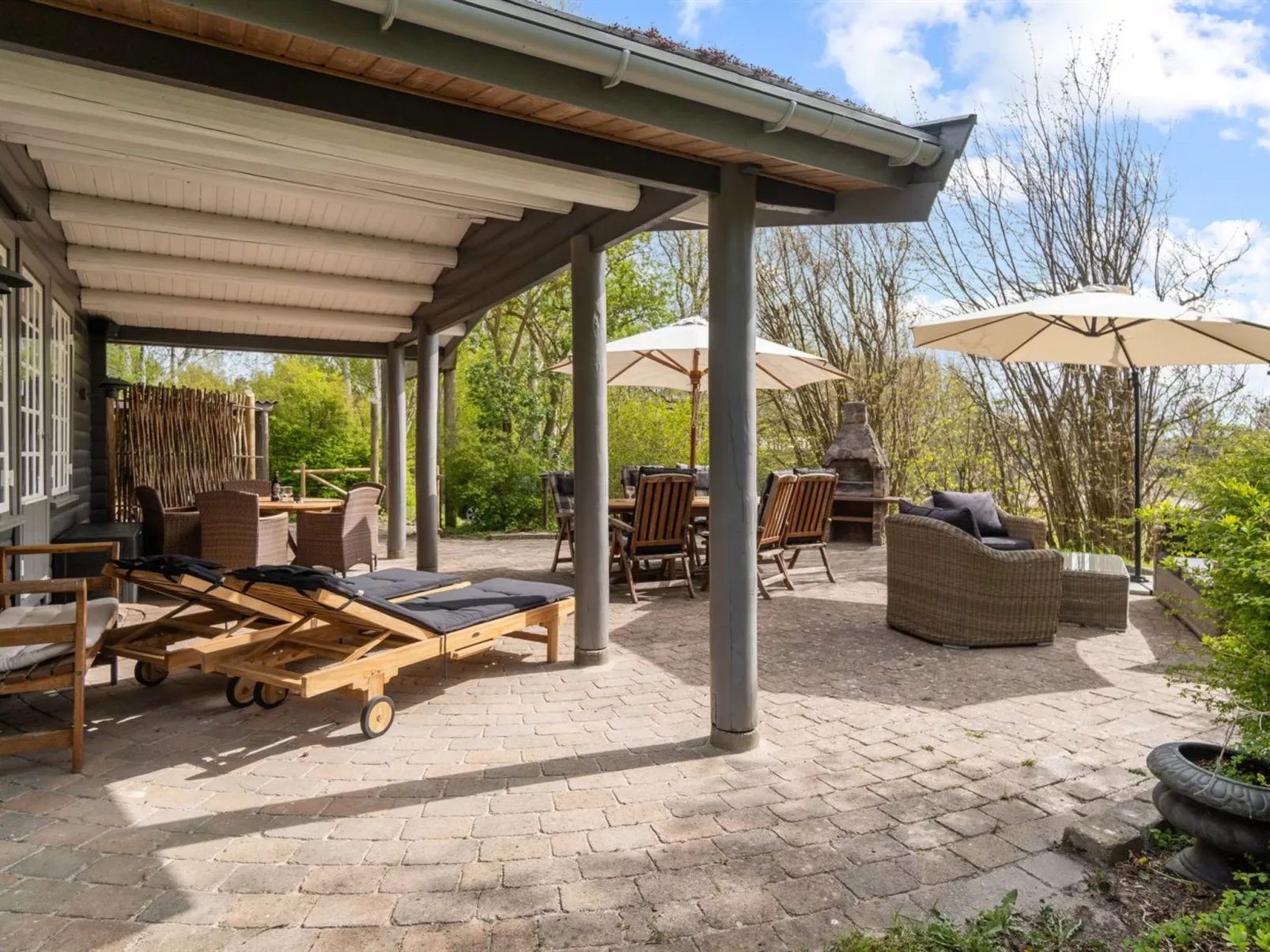 "Till" - 1.6km from the sea-Buiten