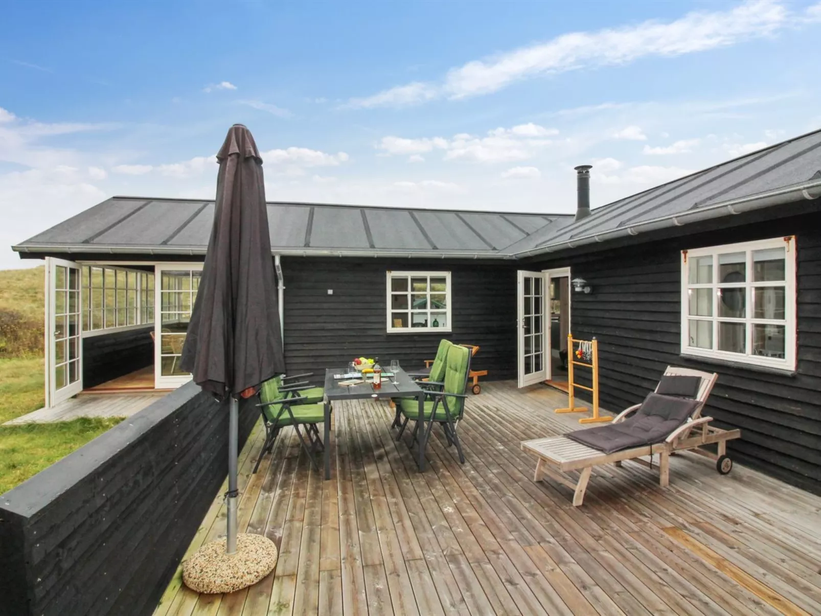 "Merina" - 150m from the sea-Buiten