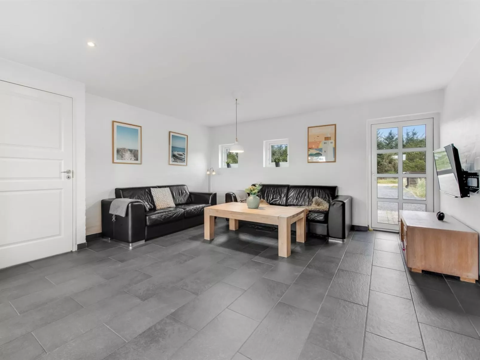 "Axeline" - 300m from the sea-Binnen