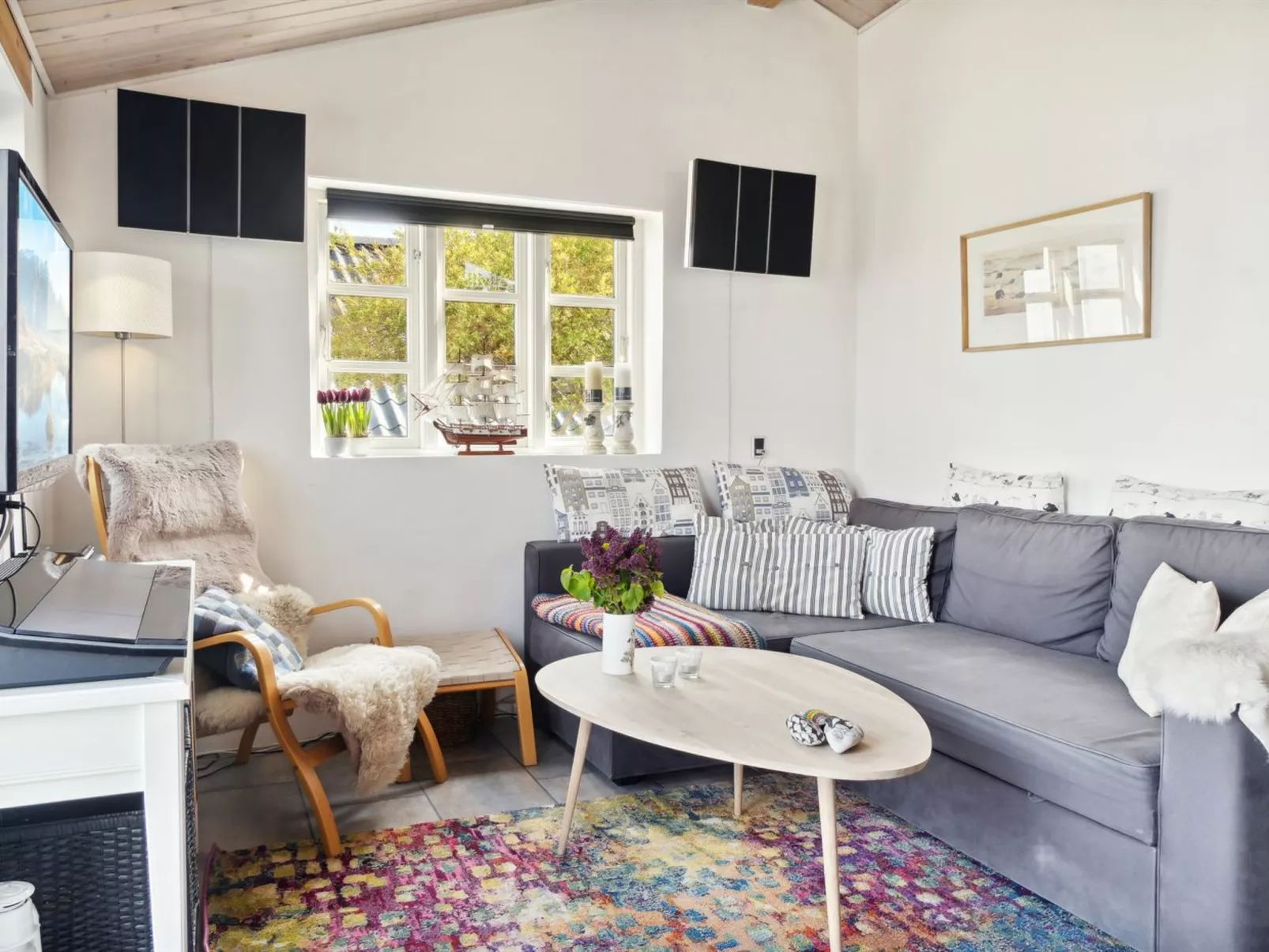 "Tameka" - 10m to the fjord-Binnen