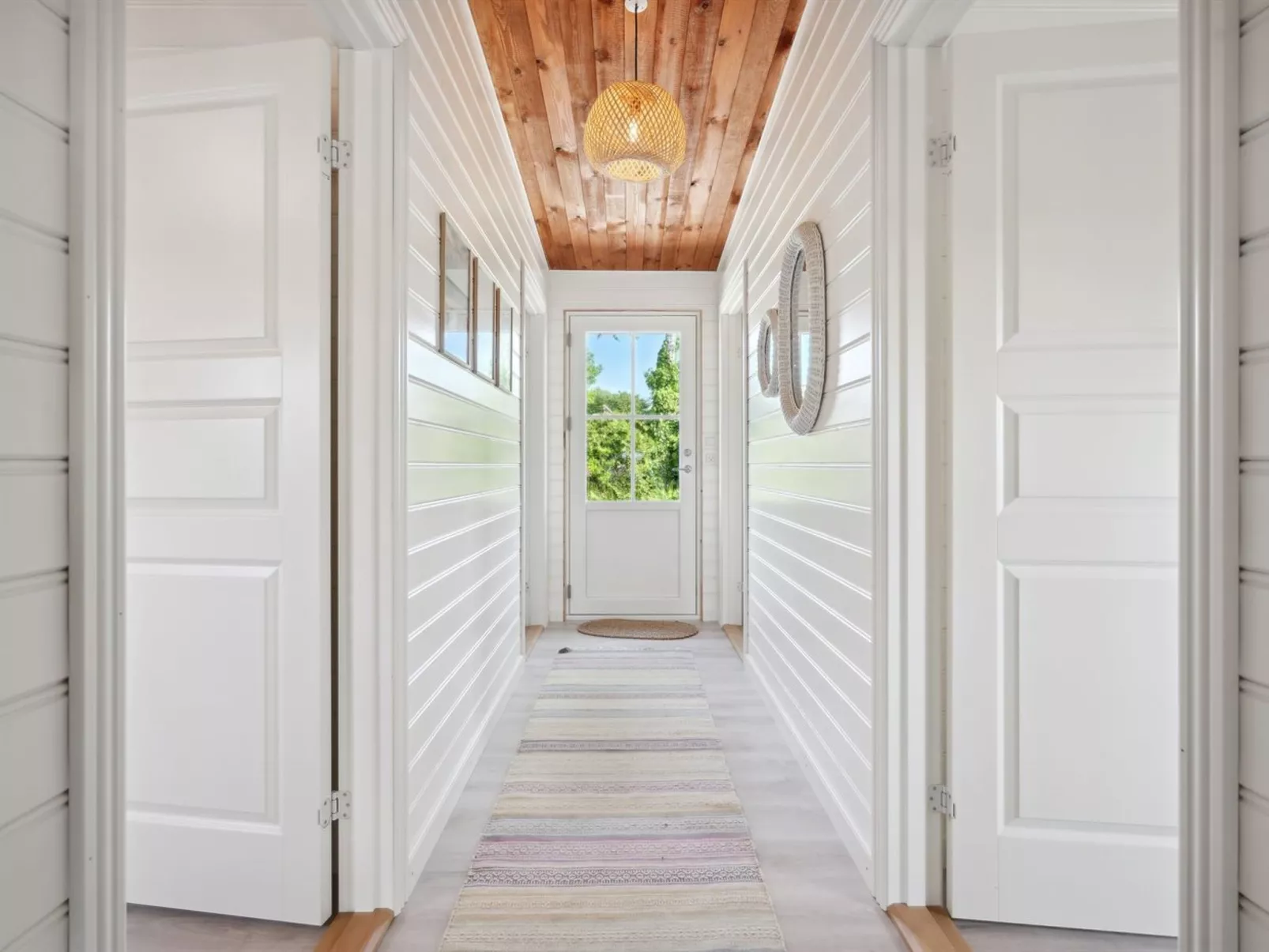 "Thrugils" - 200m from the sea-Binnen