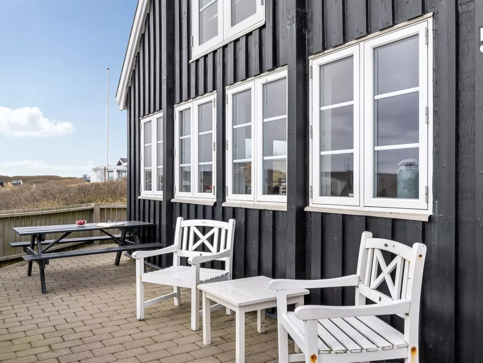 "Venla" -  from the sea-Buiten