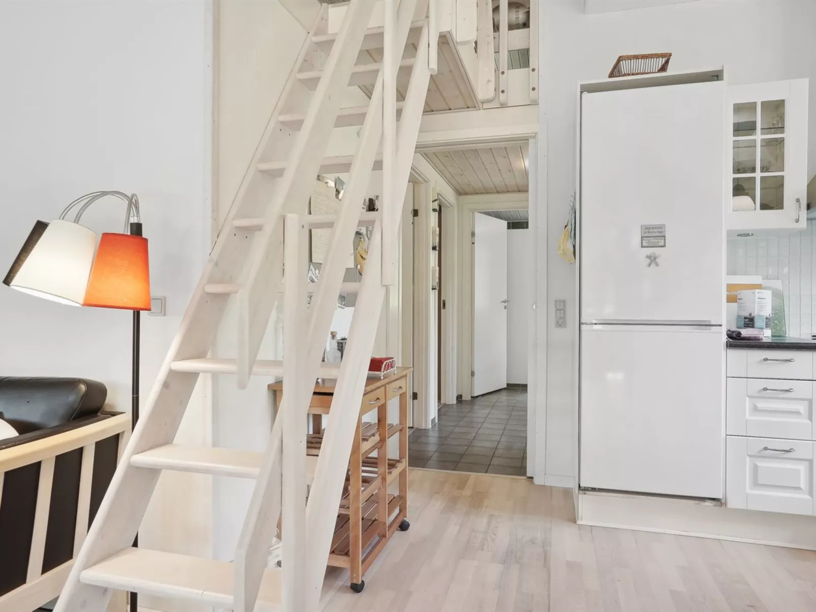 "Tia" - 1.4km from the sea-Binnen