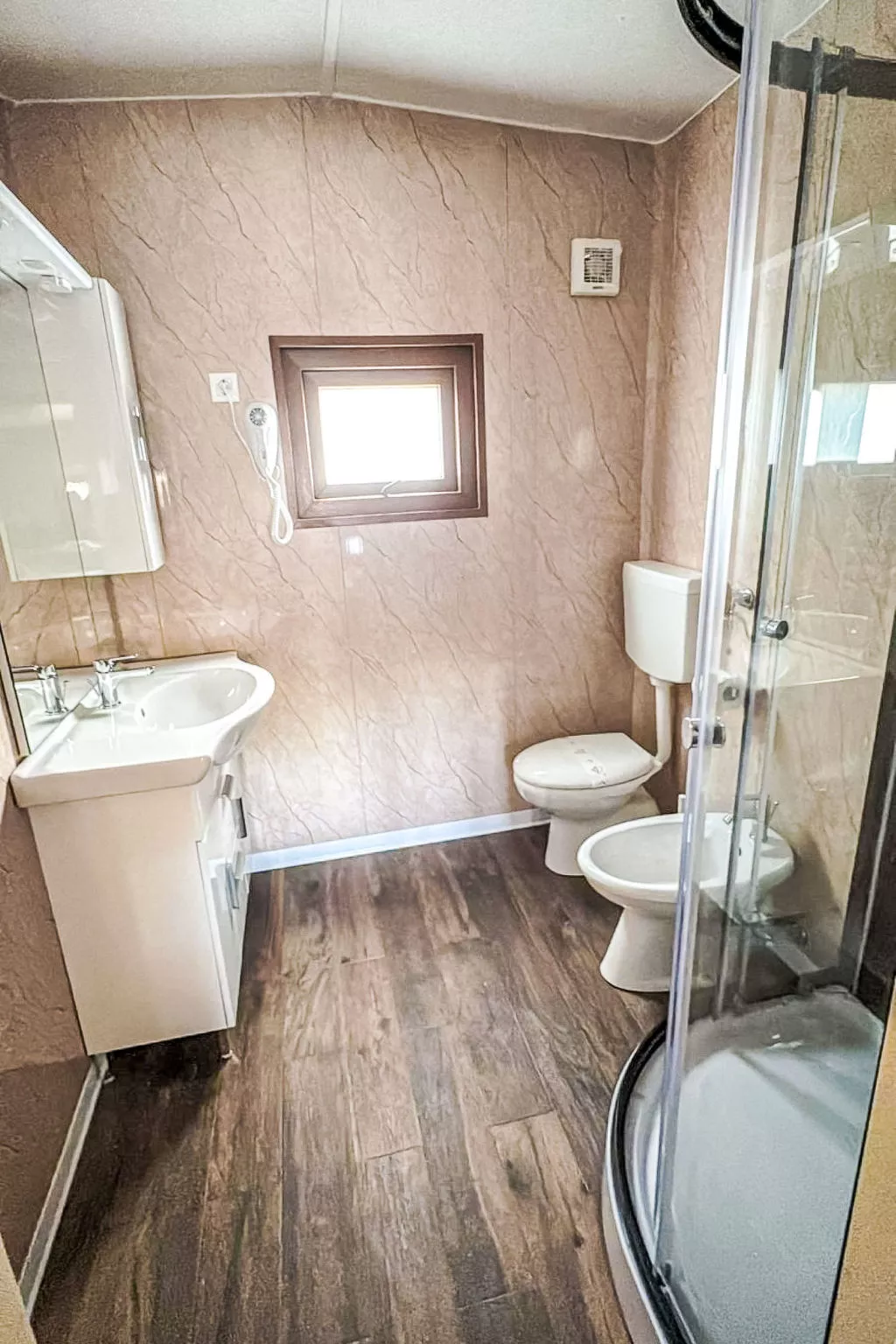 Camping Village Cavallino-Binnen