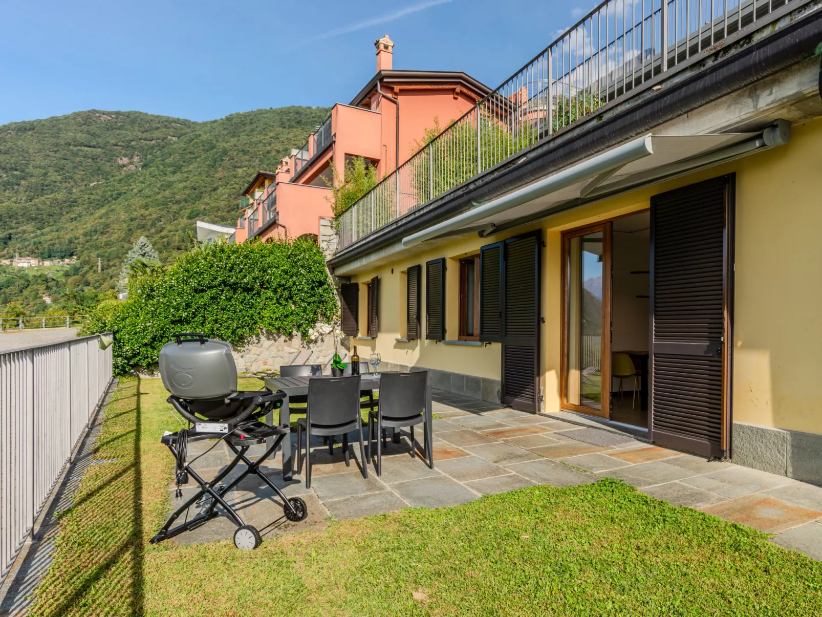 La Terrazza sul Lago-Buiten