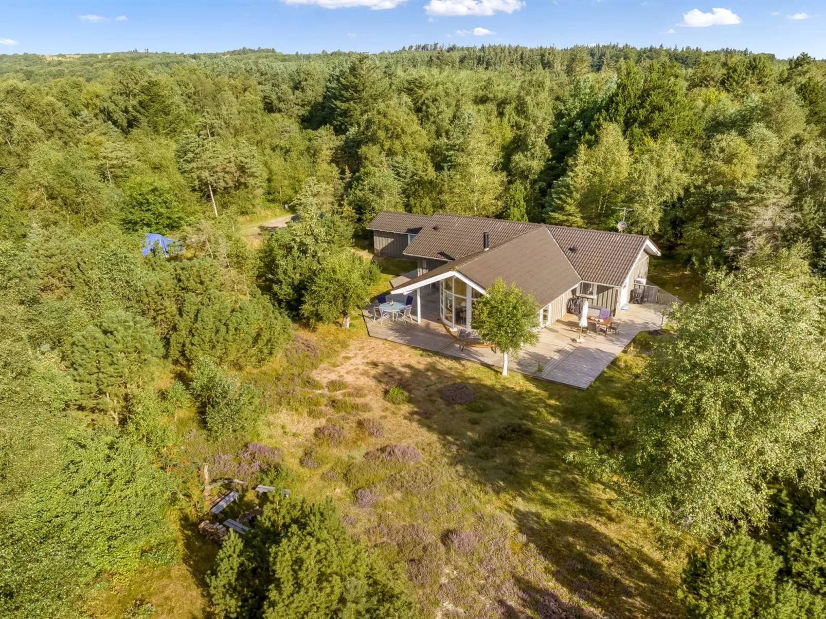 "Guri" - 600m to the fjord-Buiten