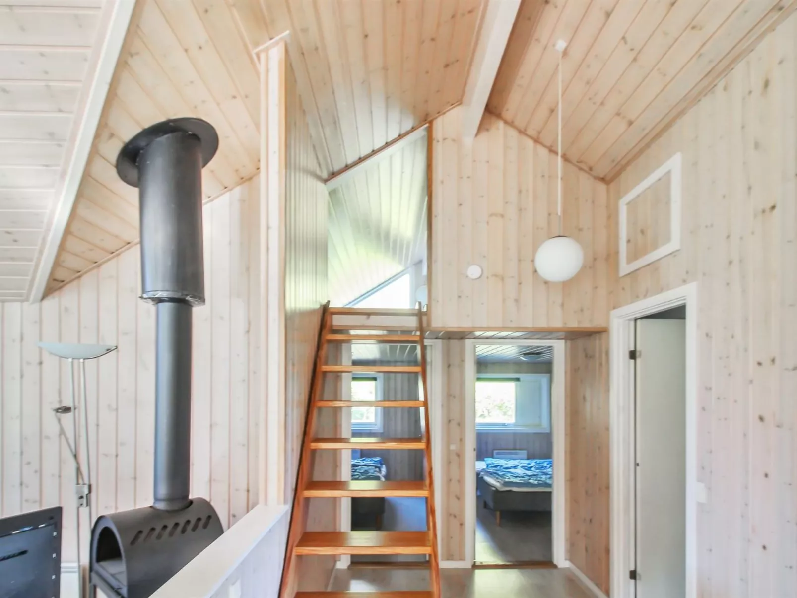 "Fredrike" - 500m from the sea-Binnen