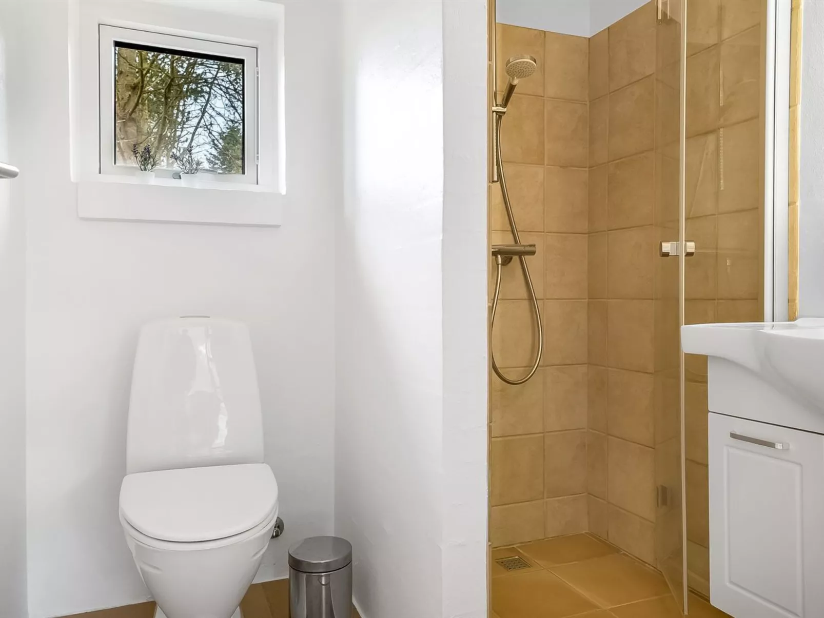 "Tovi" - 600m from the sea-Binnen