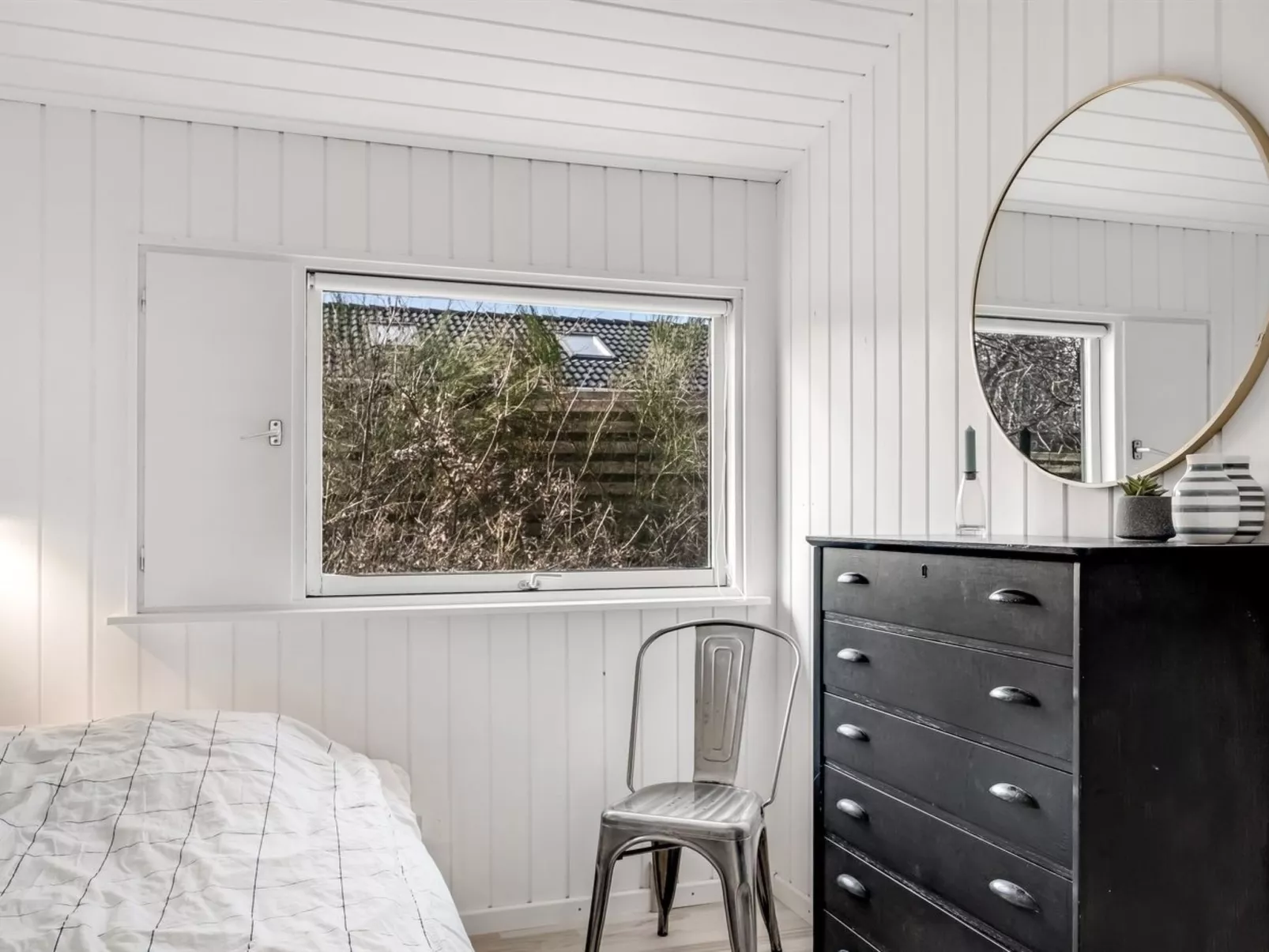 "Krum" - 250m from the sea-Binnen