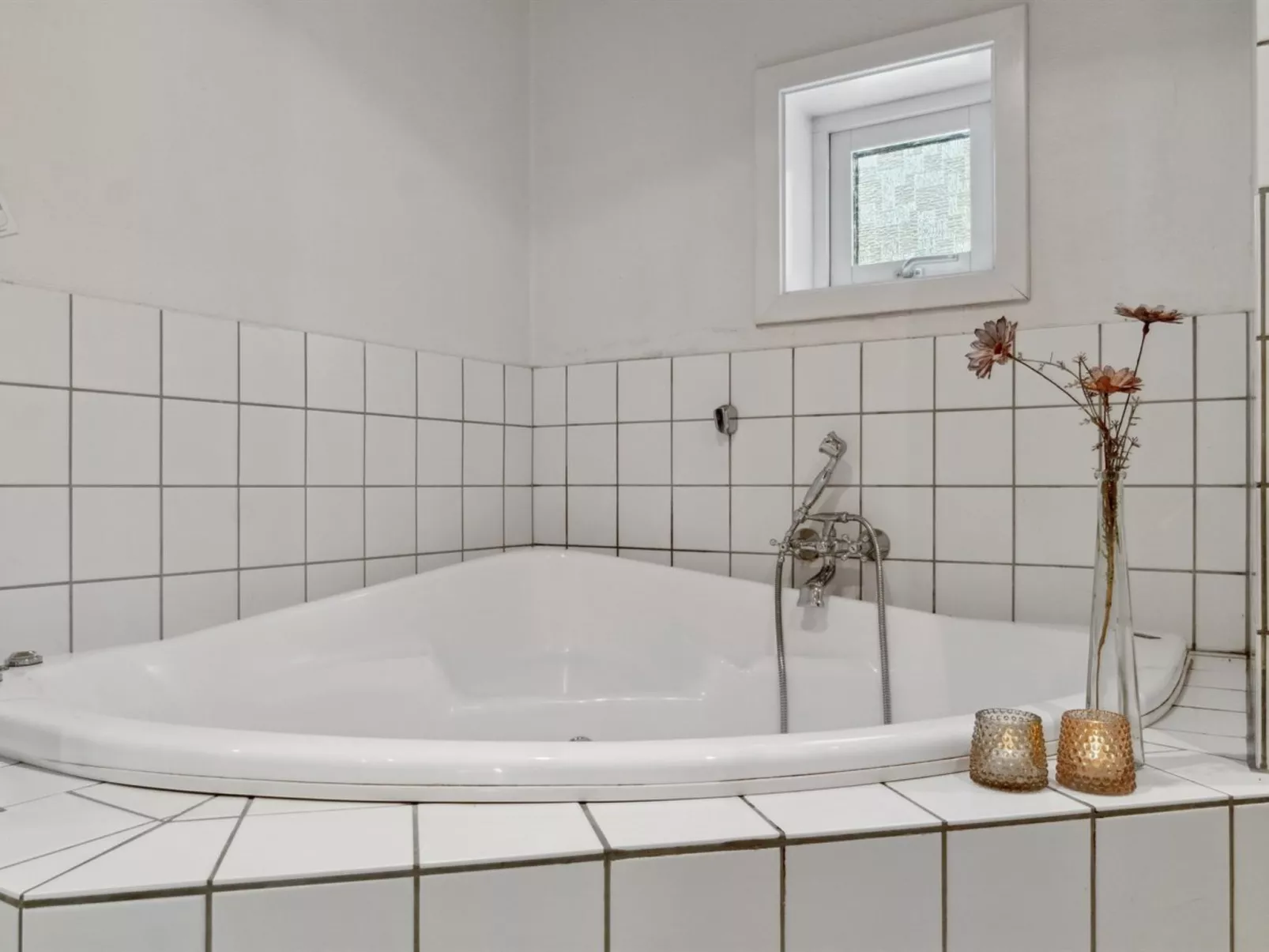 "Ellynor" - 600m from the sea-Buiten