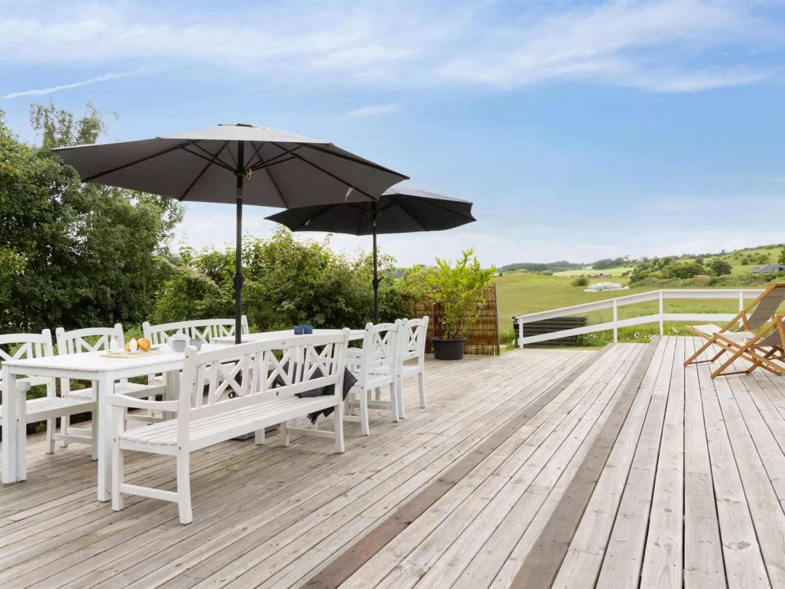 "Katharine" - 175m from the sea-Buiten