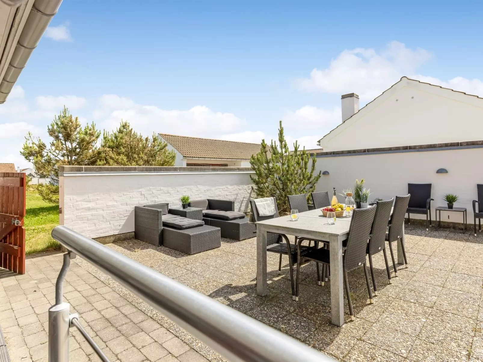 "Leny" - 900m from the sea-Buiten