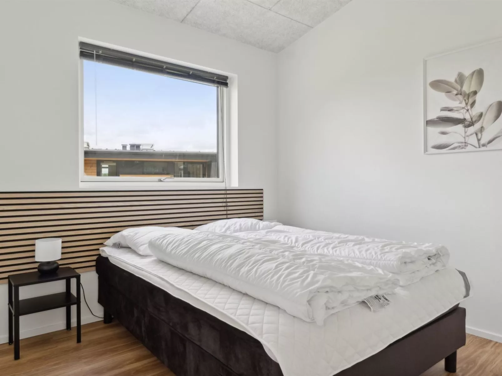 "Nissine" - 300m from the sea-Binnen