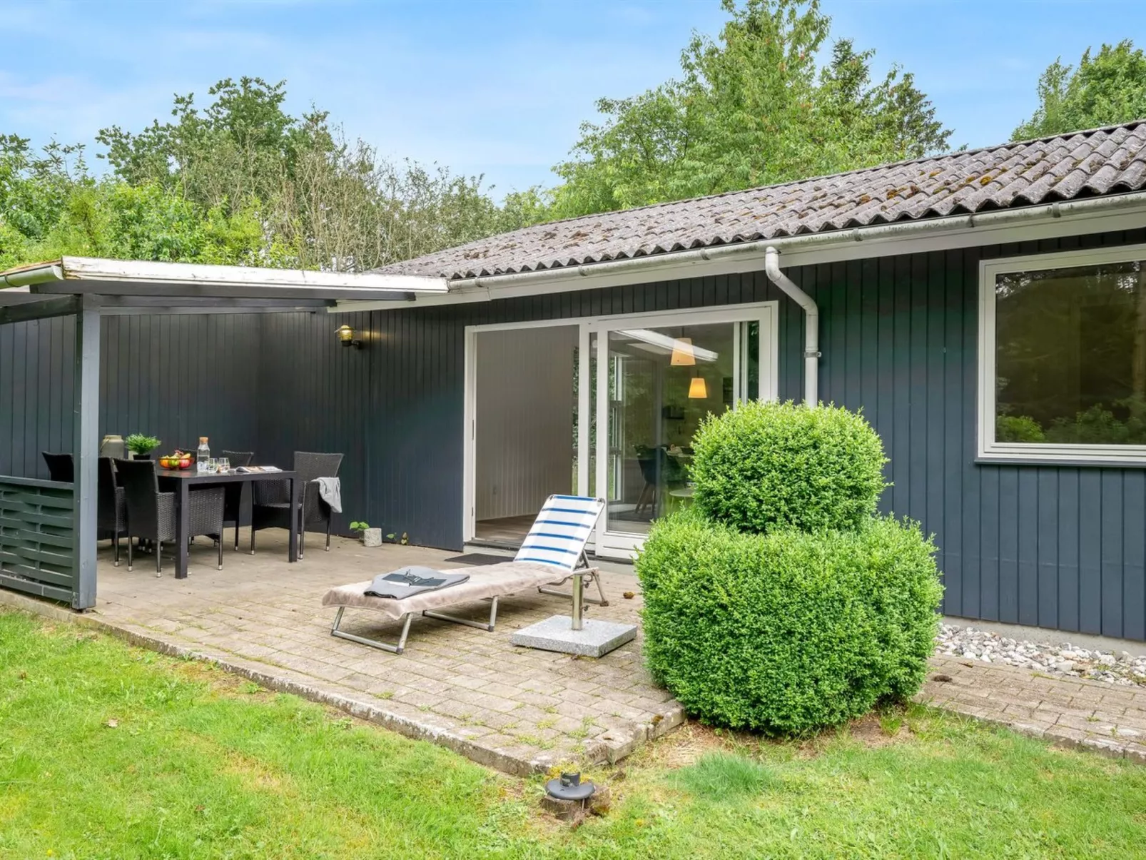 "Tancred" - 30km from the sea-Buiten