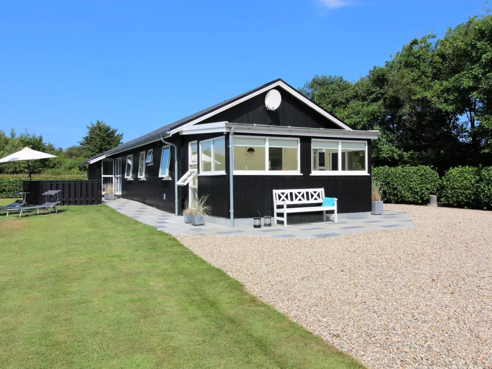 "Kadir" - 500m from the sea-Buiten