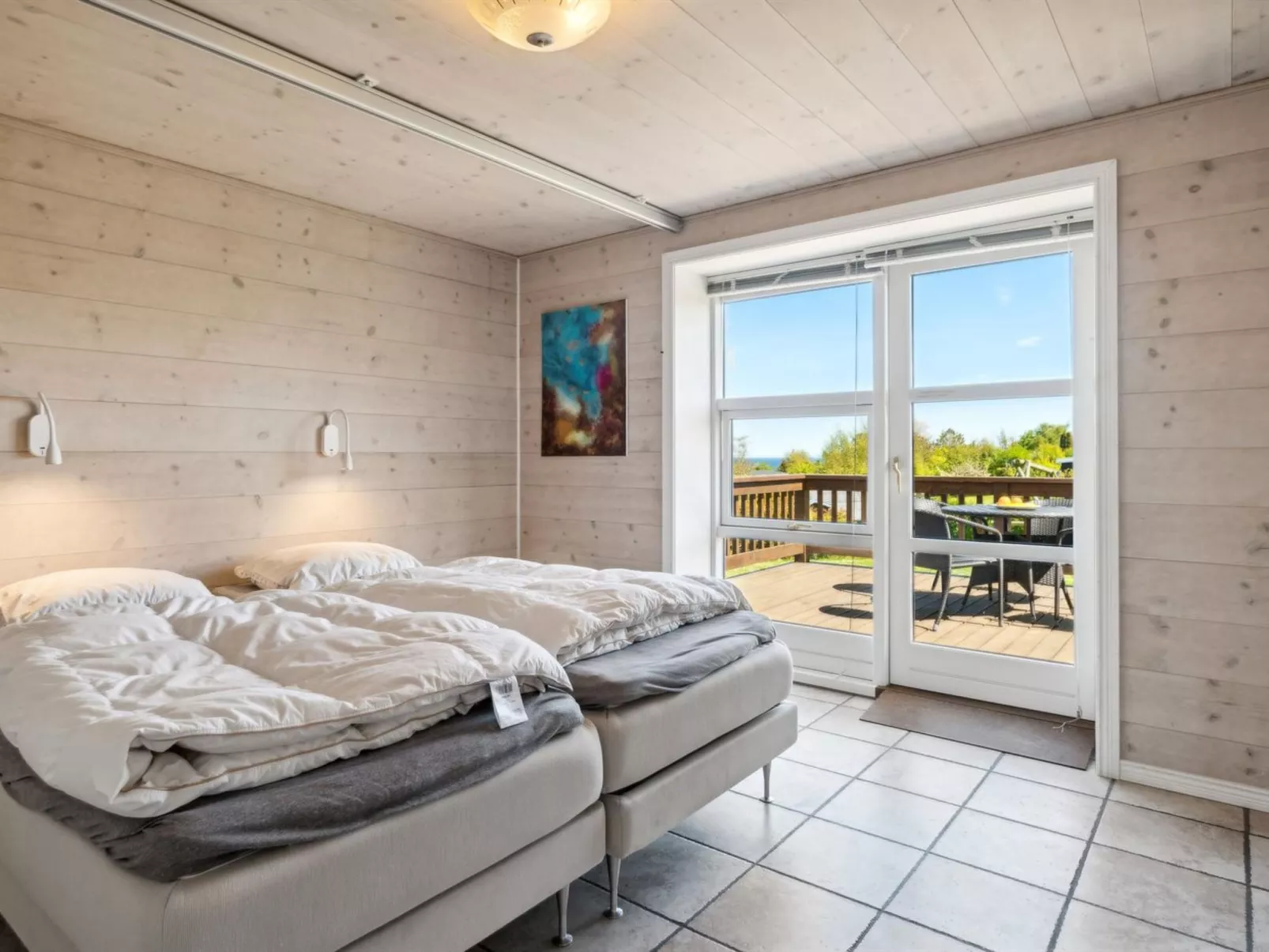 "Hjalmar" - 400m from the sea-Binnen