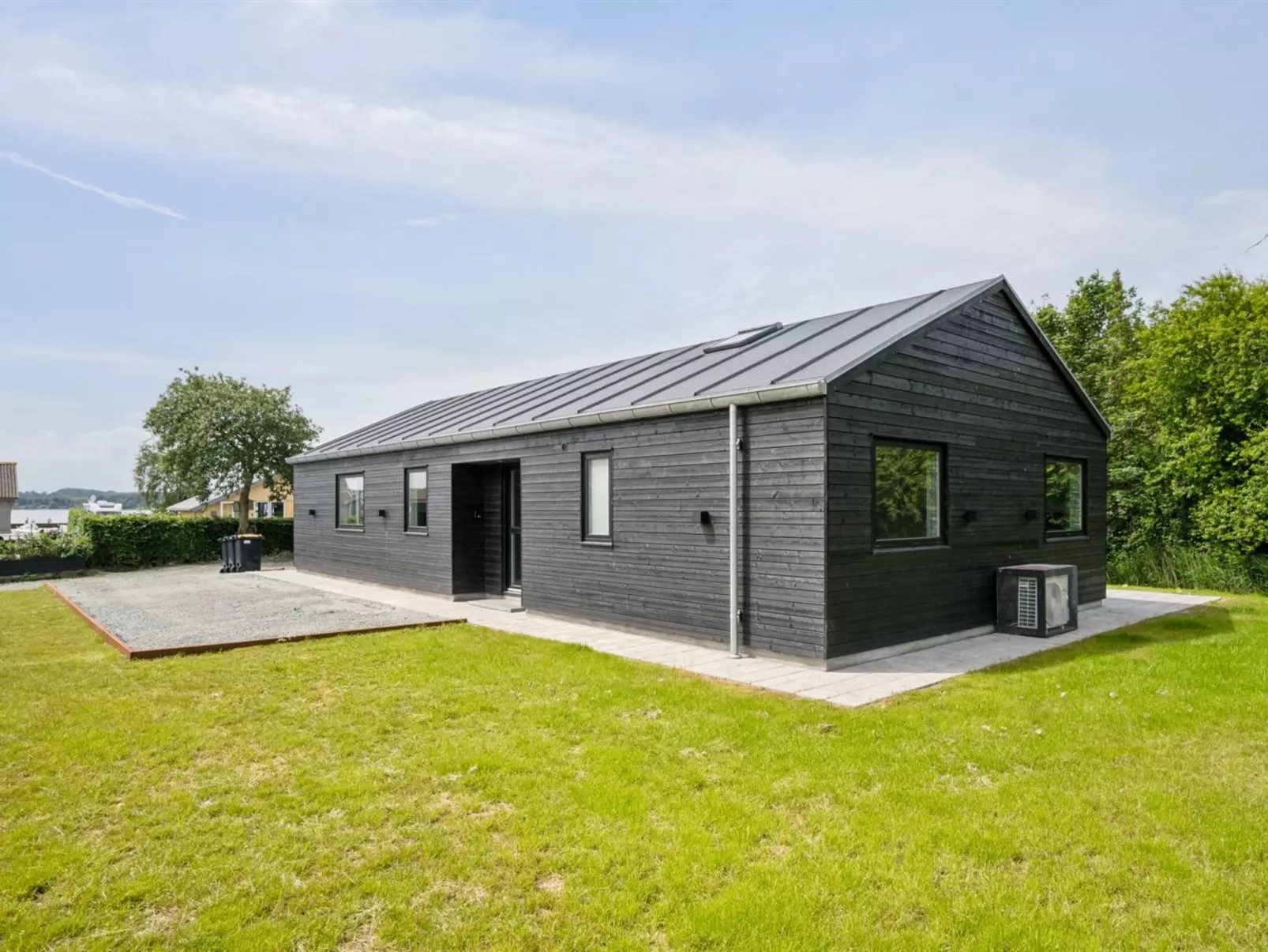 "Stygg" - 75m from the sea-Buiten