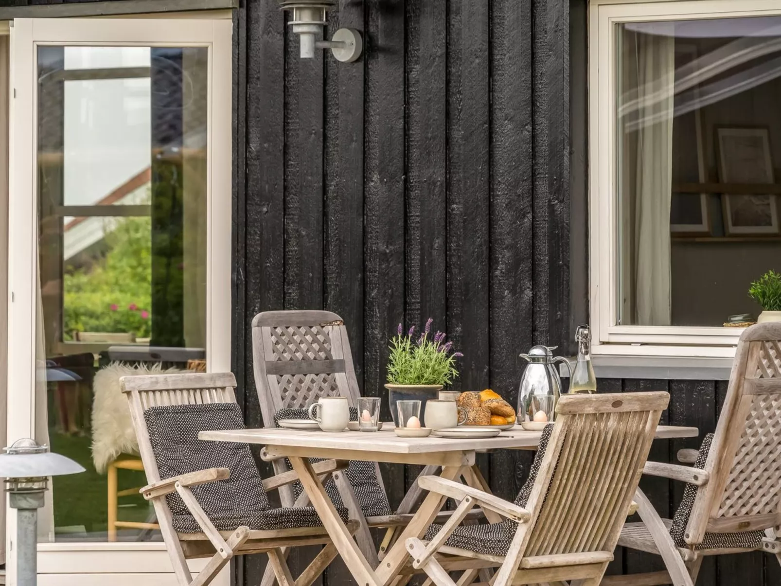 "Gedda" -  from the sea-Buiten