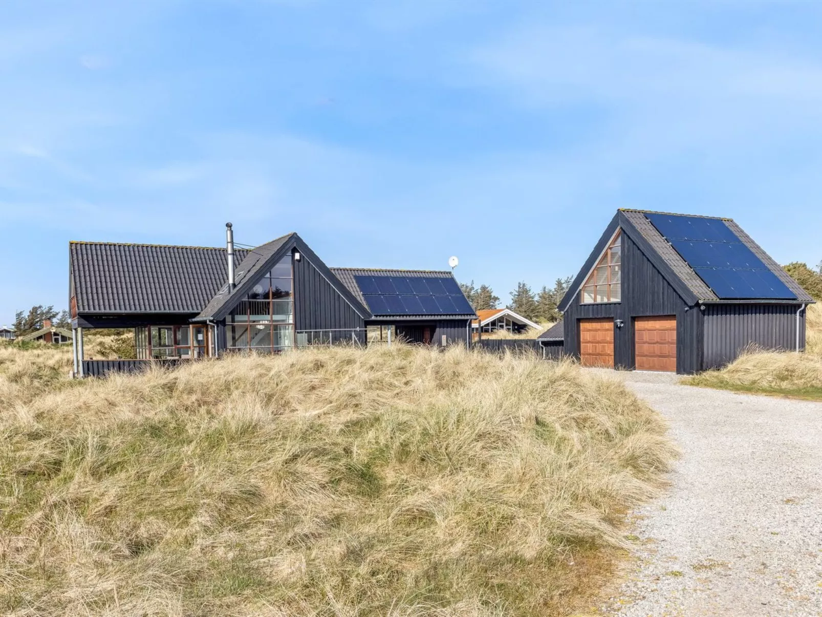 "Lilie" - 350m from the sea-Buiten