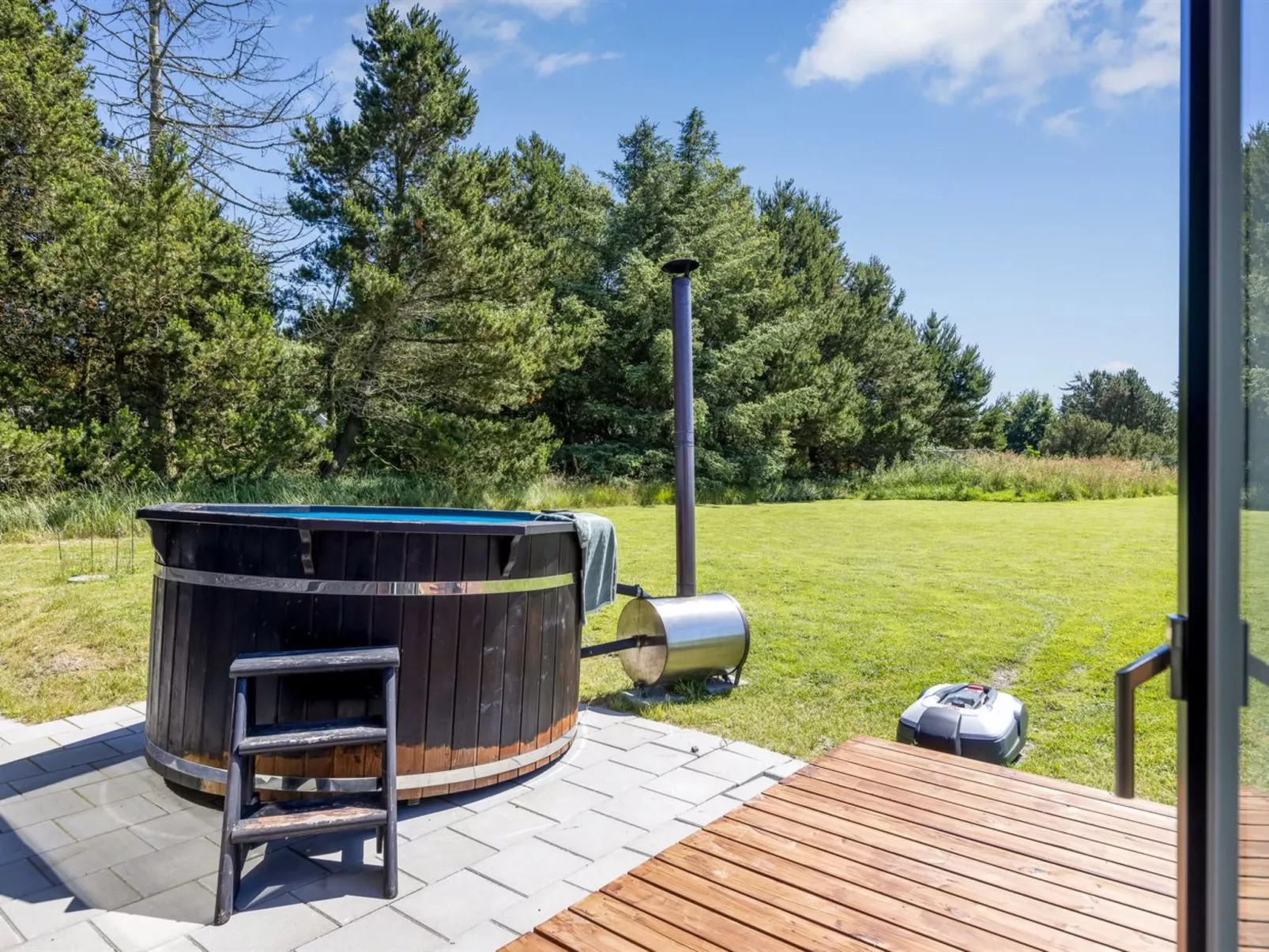 "Syni" - 450m from the sea-Binnen