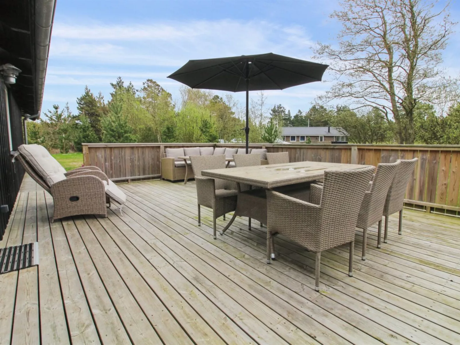 "Golubinka" - 2.5km from the sea-Buiten