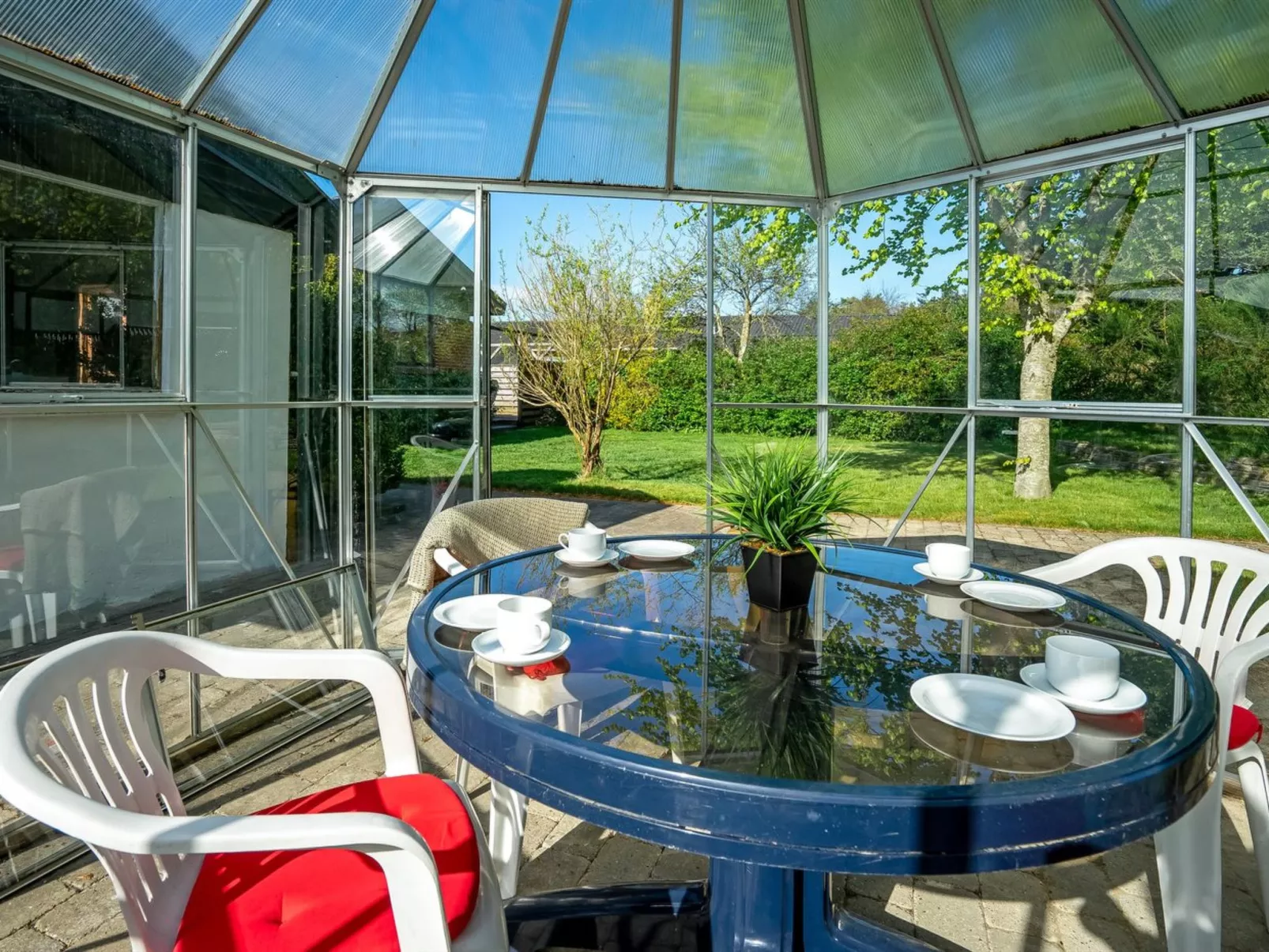 "Satu" - 2km from the sea-Buiten