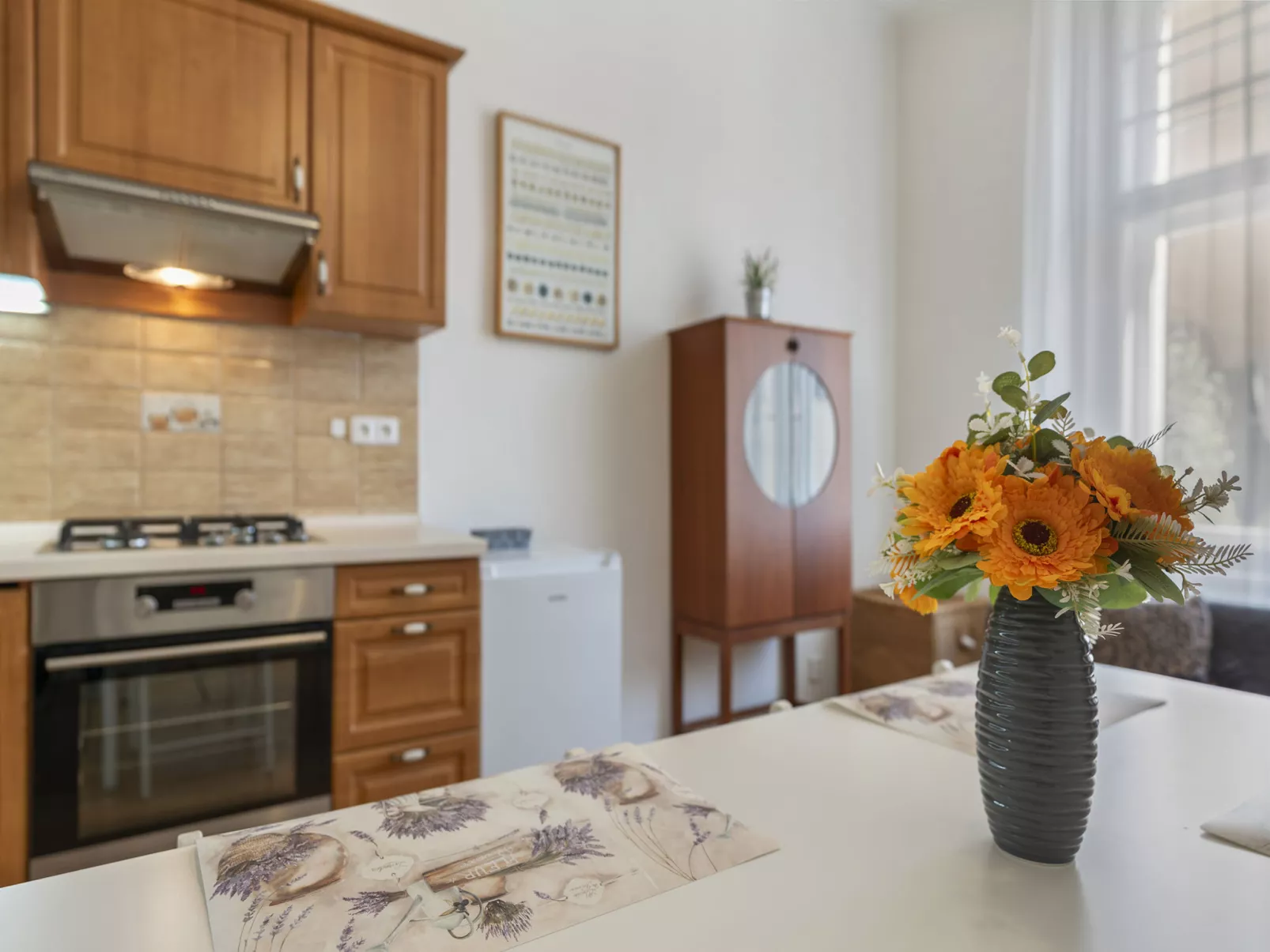 Old Town home-Binnen