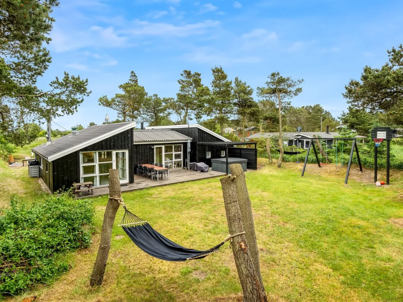 "Adrienne" - 240m from the sea-Buiten