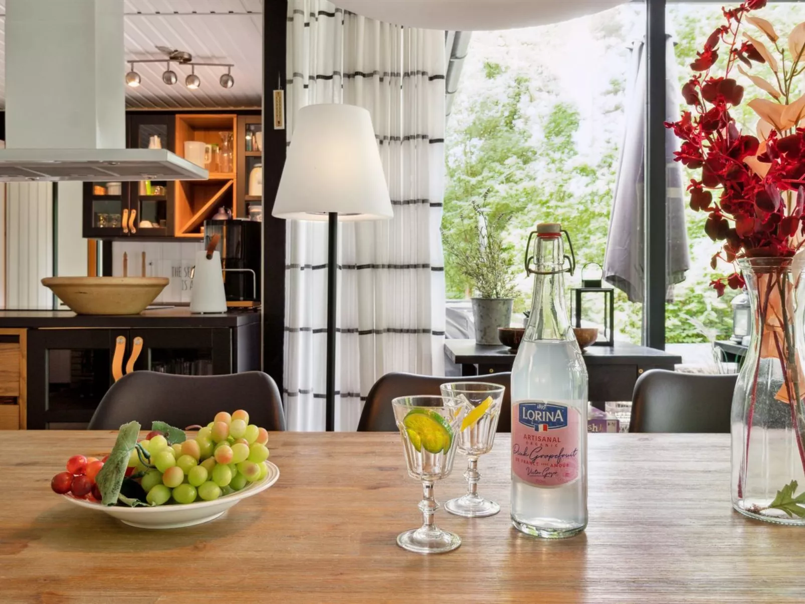 "Sybilla" - 600m from the sea-Binnen