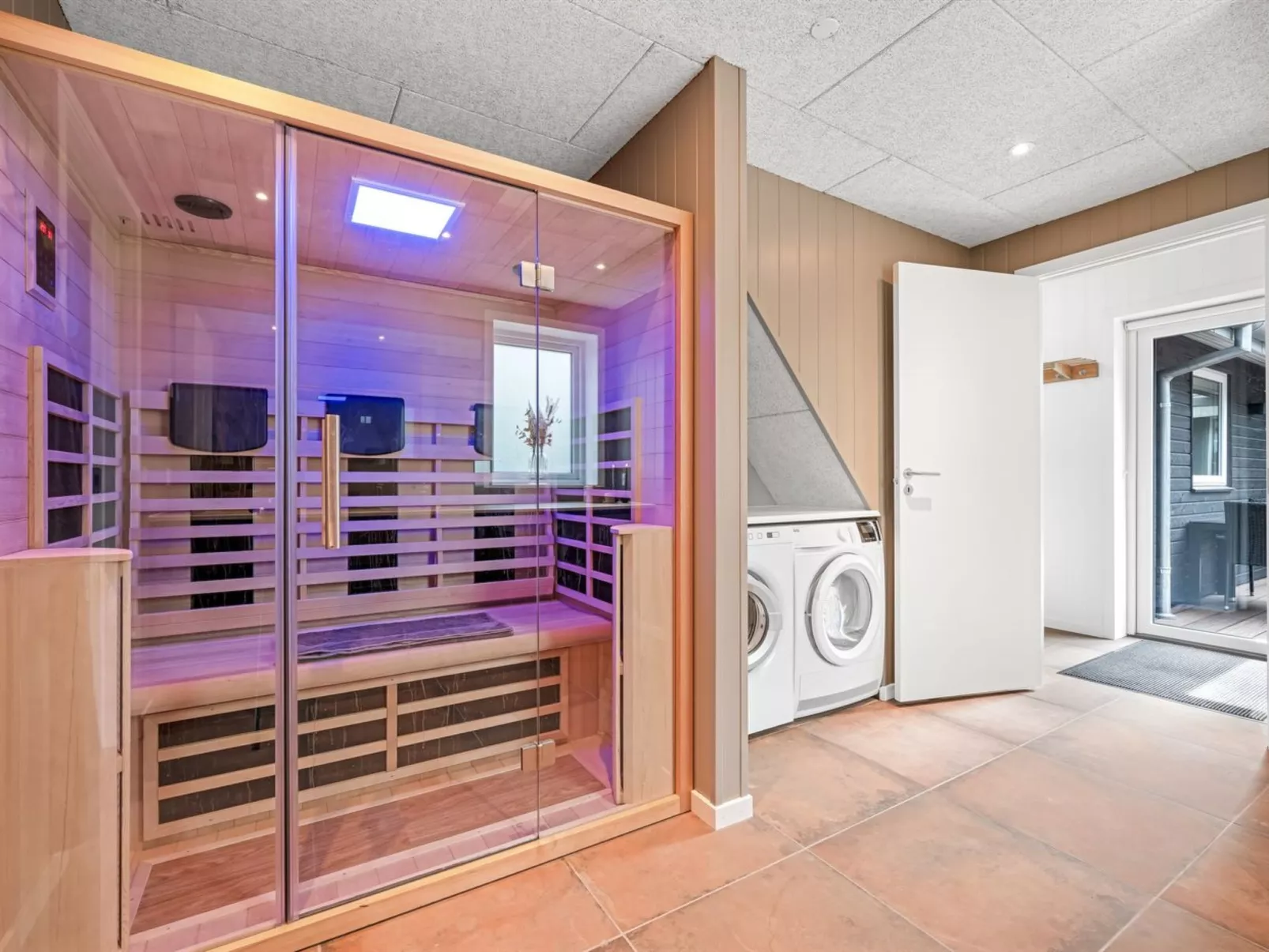 "Baggi" - 900m from the sea-Binnen