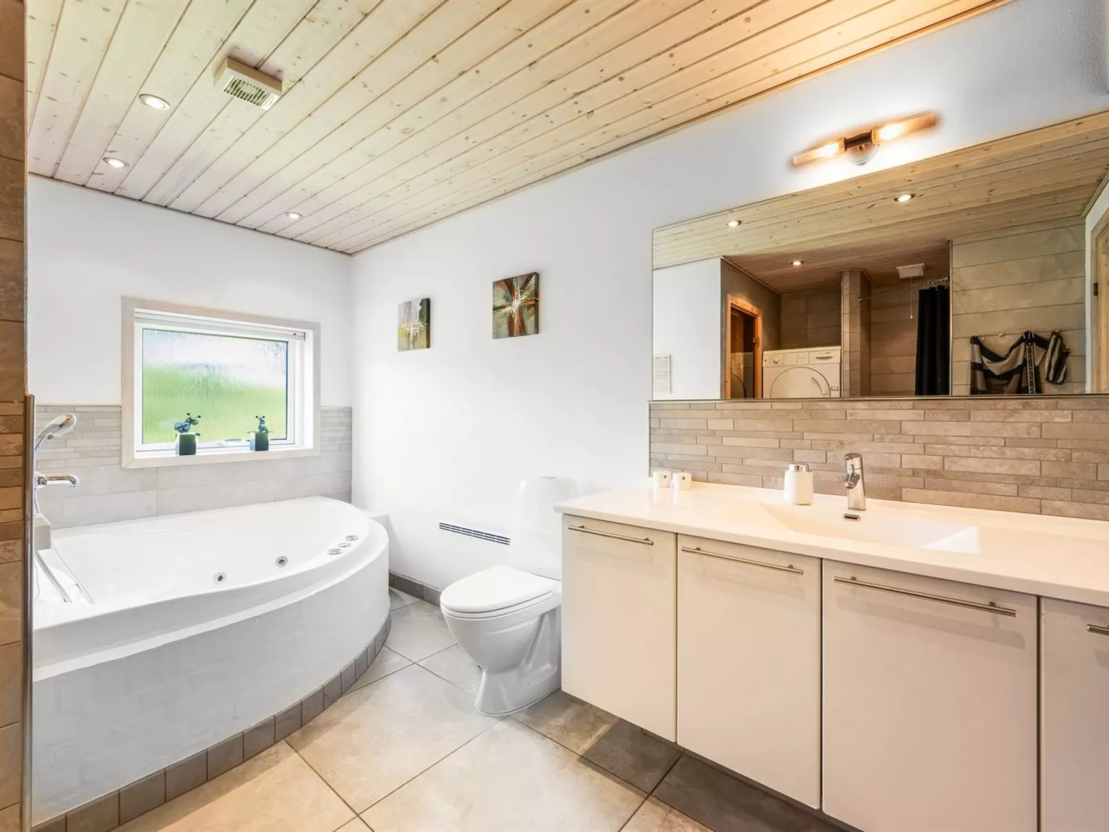 "Fritzi" - 1.7km from the sea-Binnen