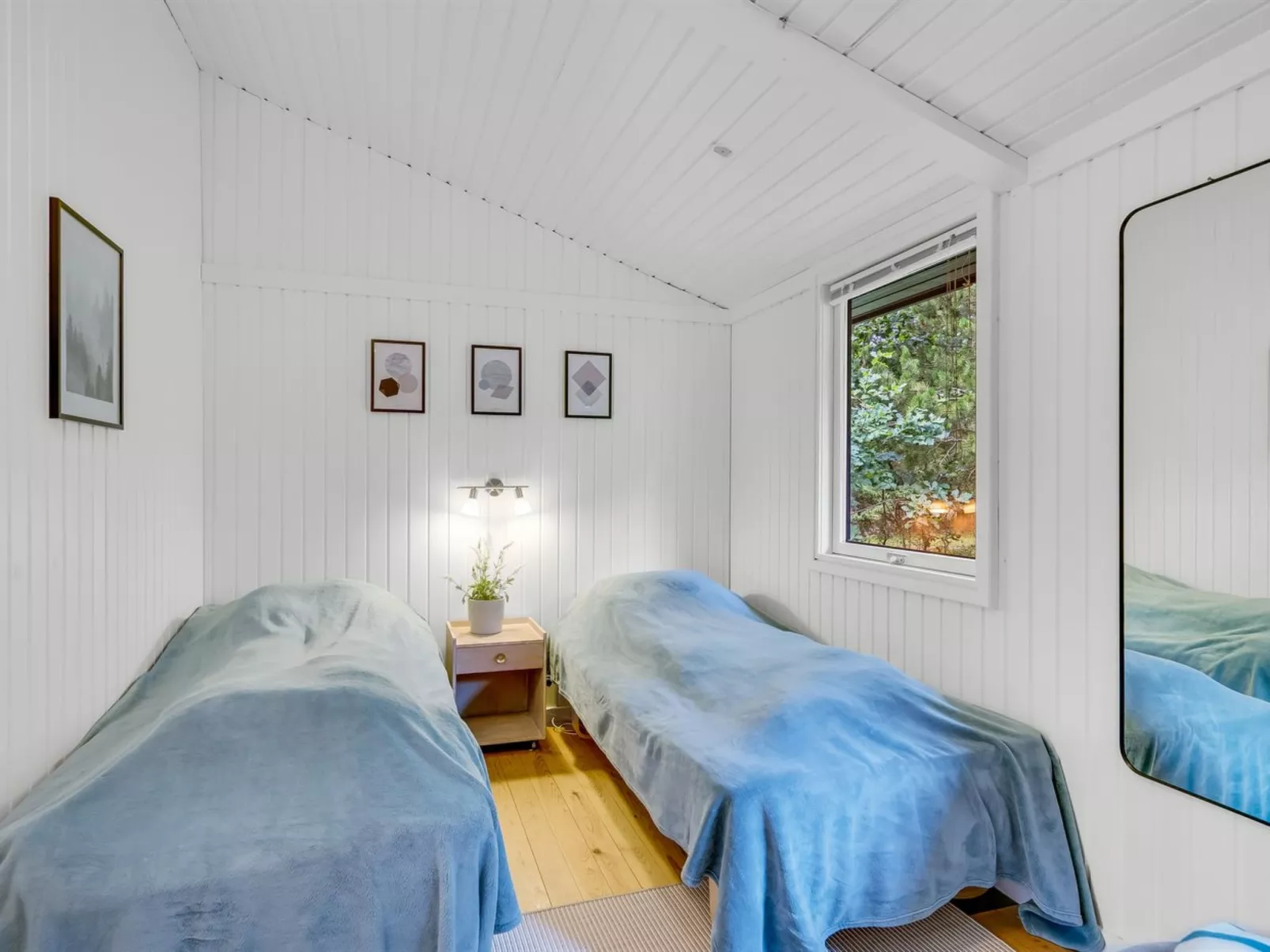 "Aleida" - 400m from the sea-Binnen