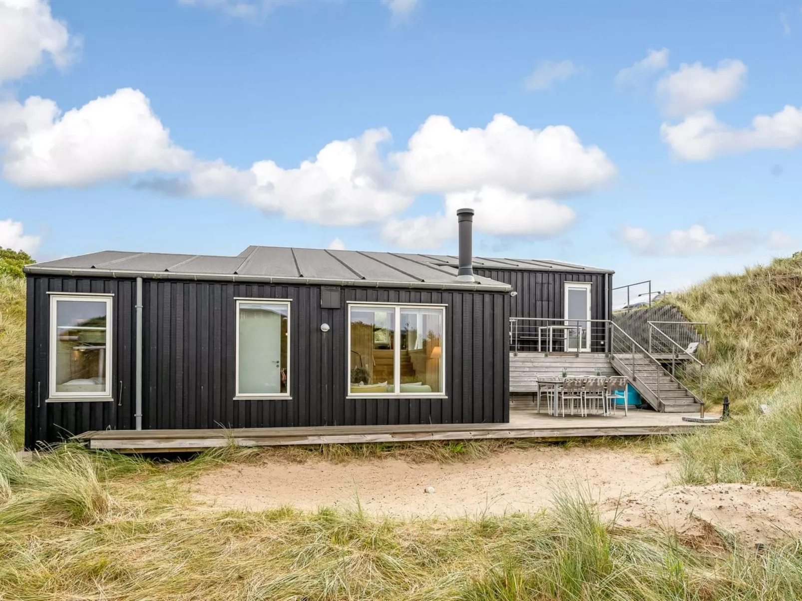 "Paaske" -  from the sea-Buiten