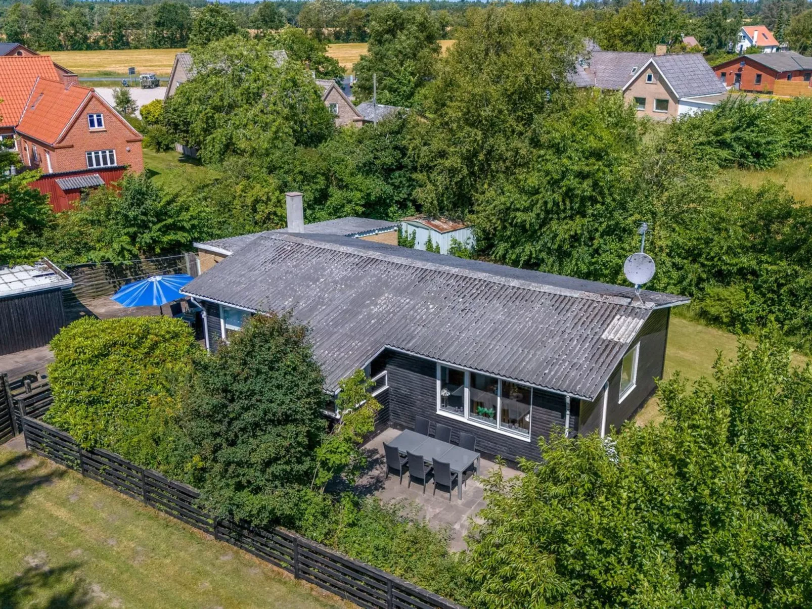 "France" - 5km from the sea